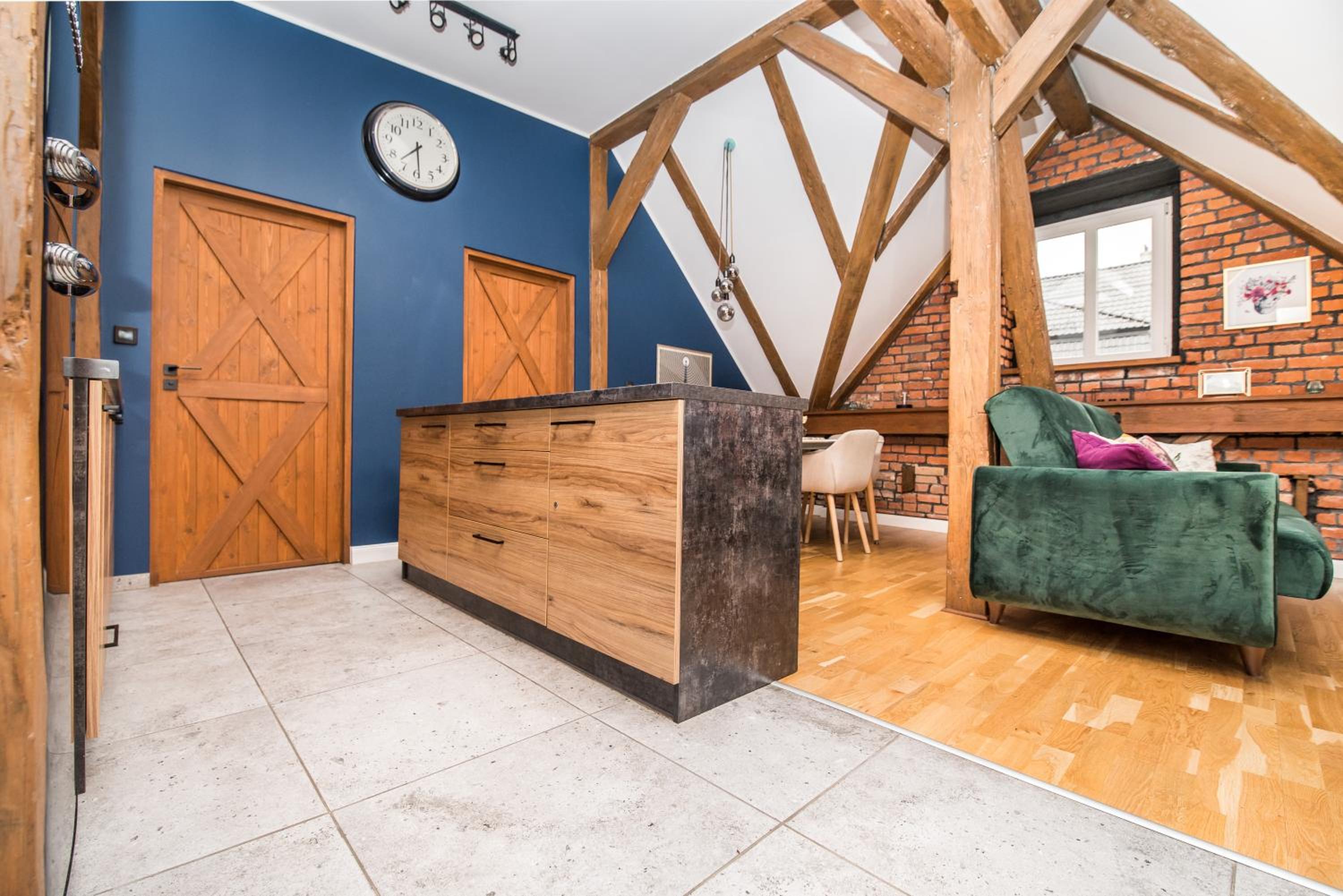 One-Bedroom Apartment - Photo 15
