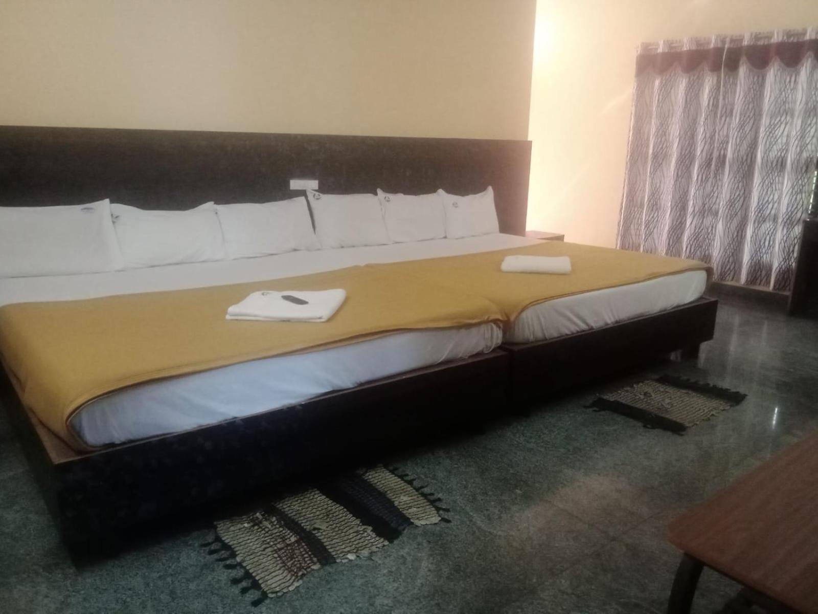 Mixed Dormitory Room photo 1