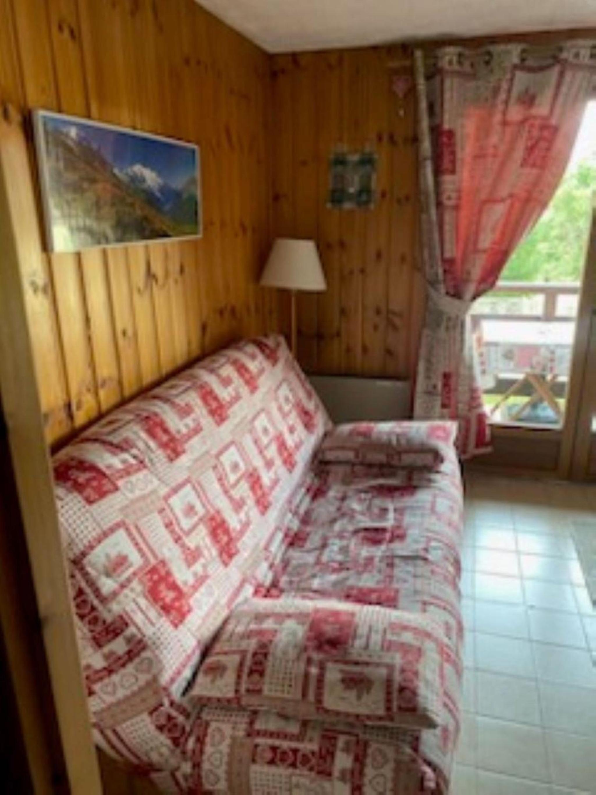 Studio Apartment - Photo 15