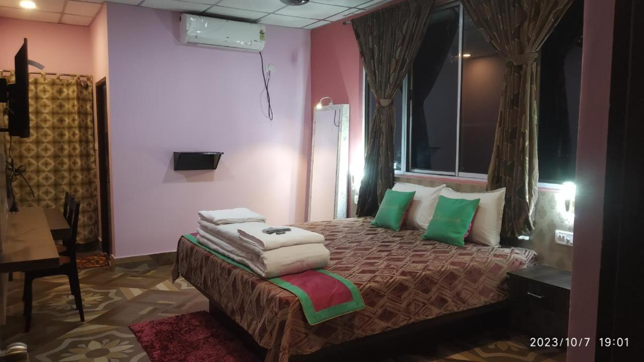 Deluxe Room - Photo 9