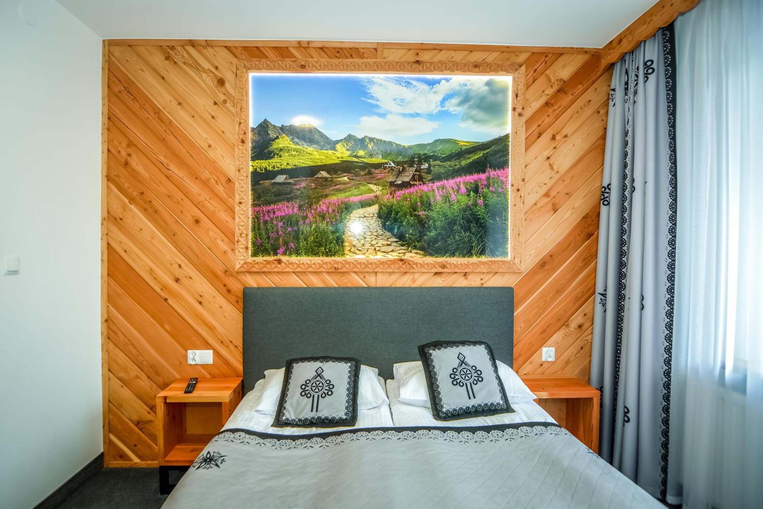 Comfort Double Room with Balcony - Photo 10