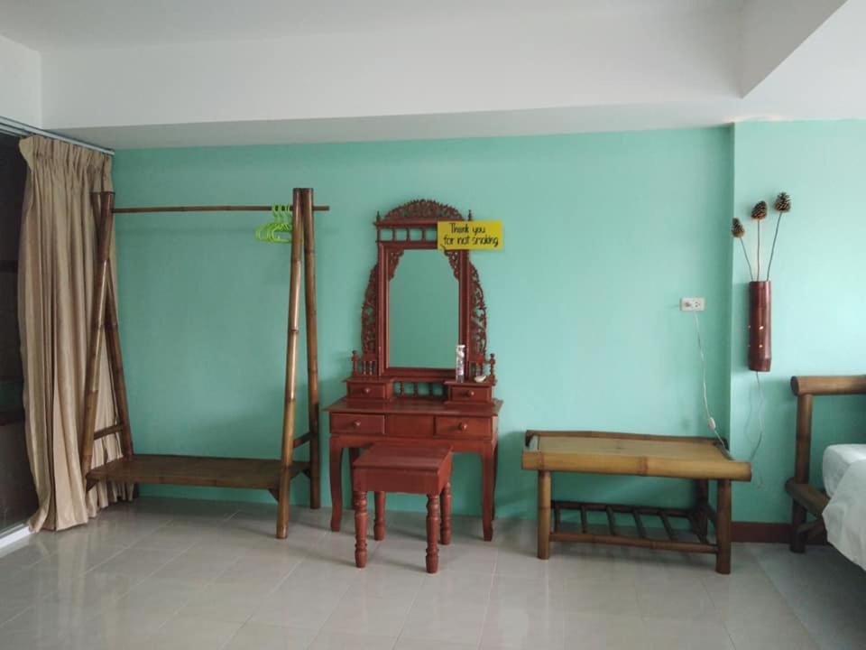 Deluxe Double Room (2 Adults + 1 Child) photo 1