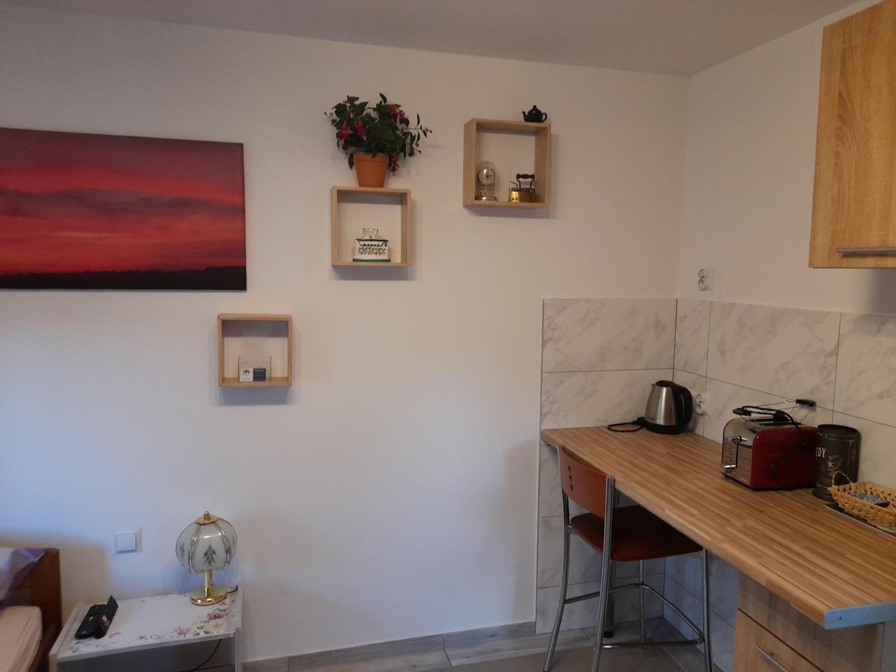 Single Room with Bathroom photo 3