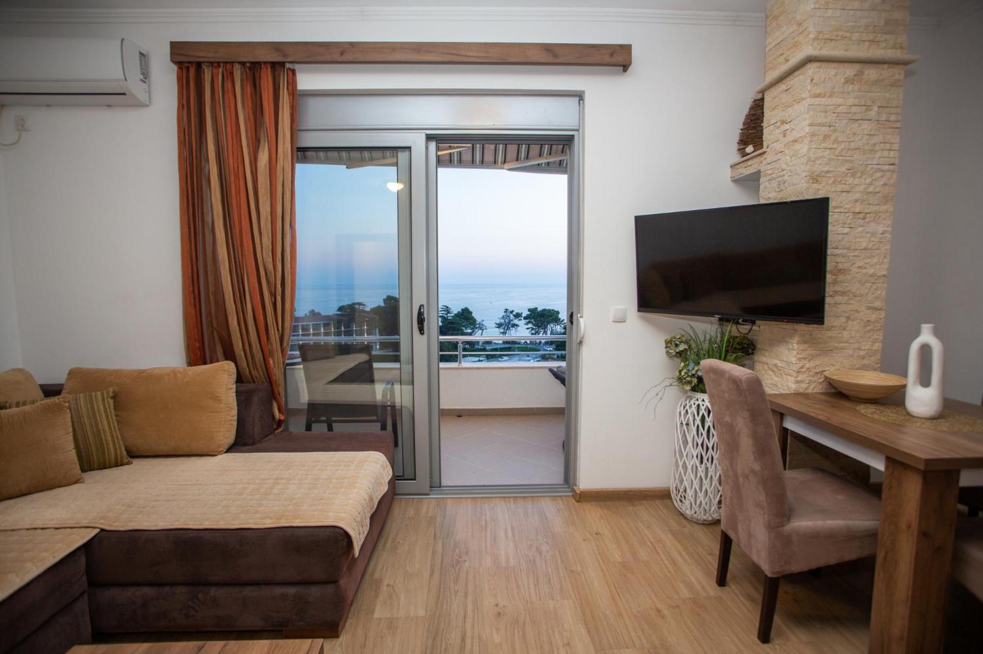 Apartment with Sea View
