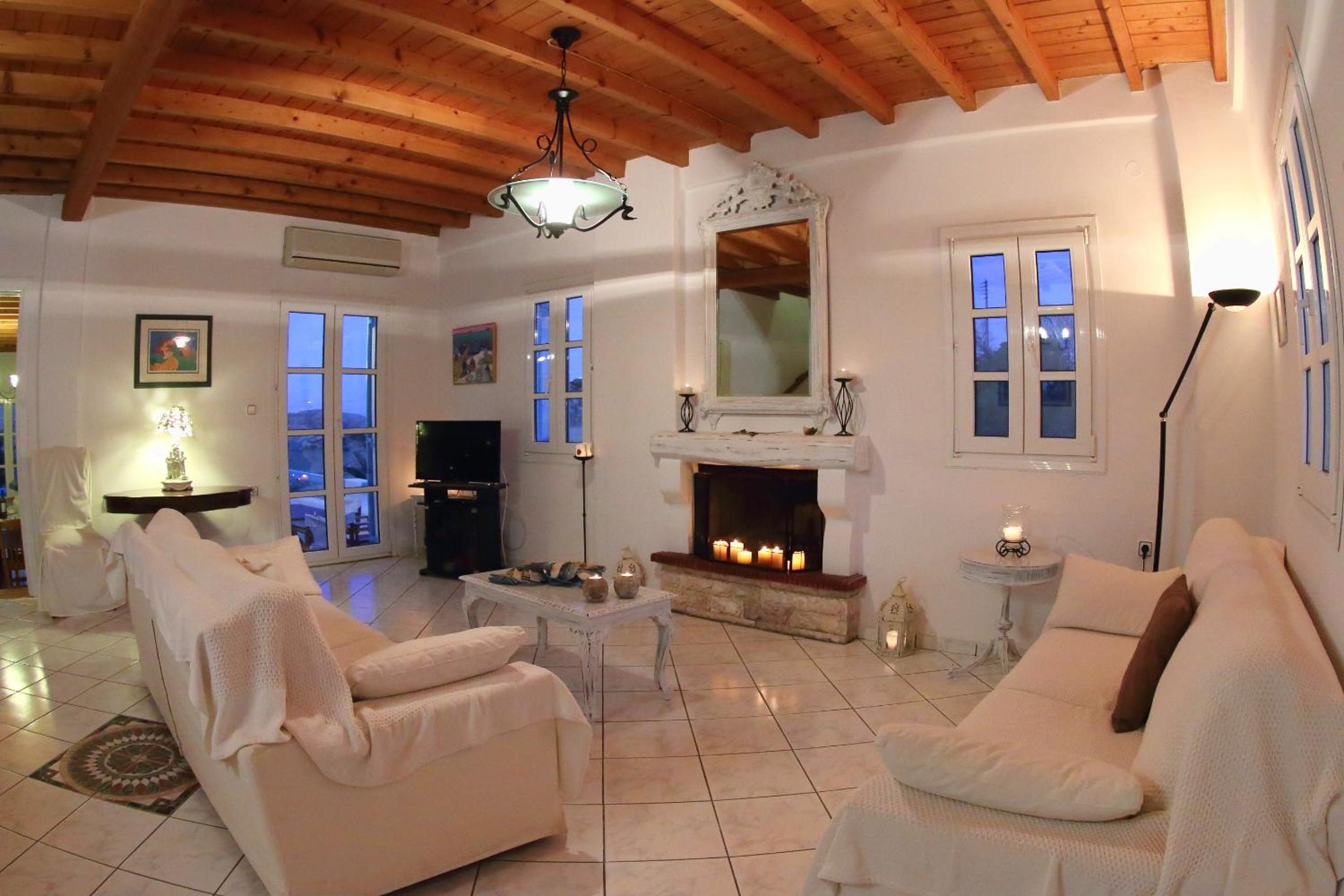 Villa with Private Pool photo 3