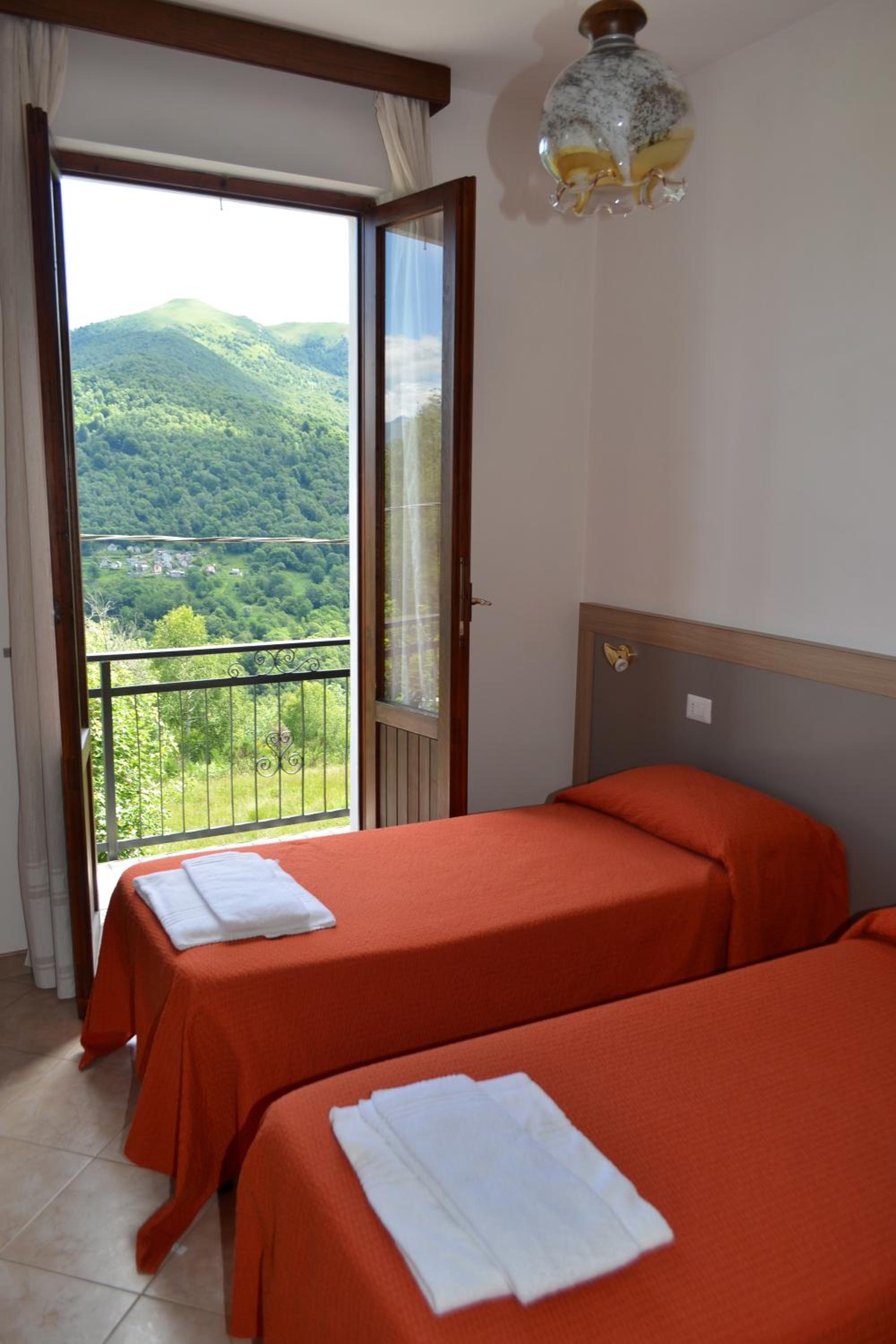 Quadruple Room - Photo 10