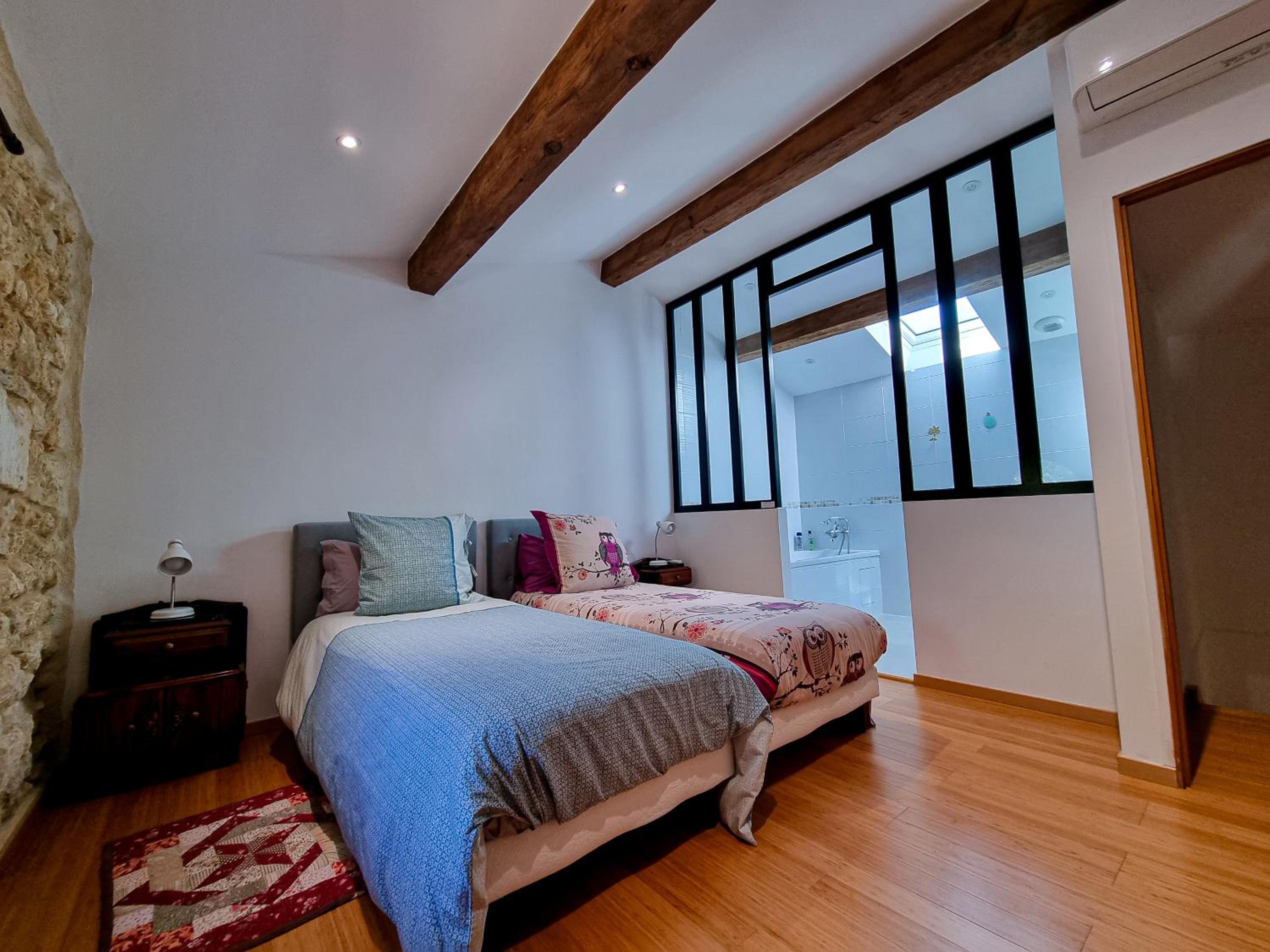 Duplex Suite - Photo 13