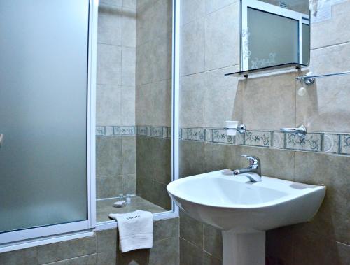 Double or Twin Room with Bathroom