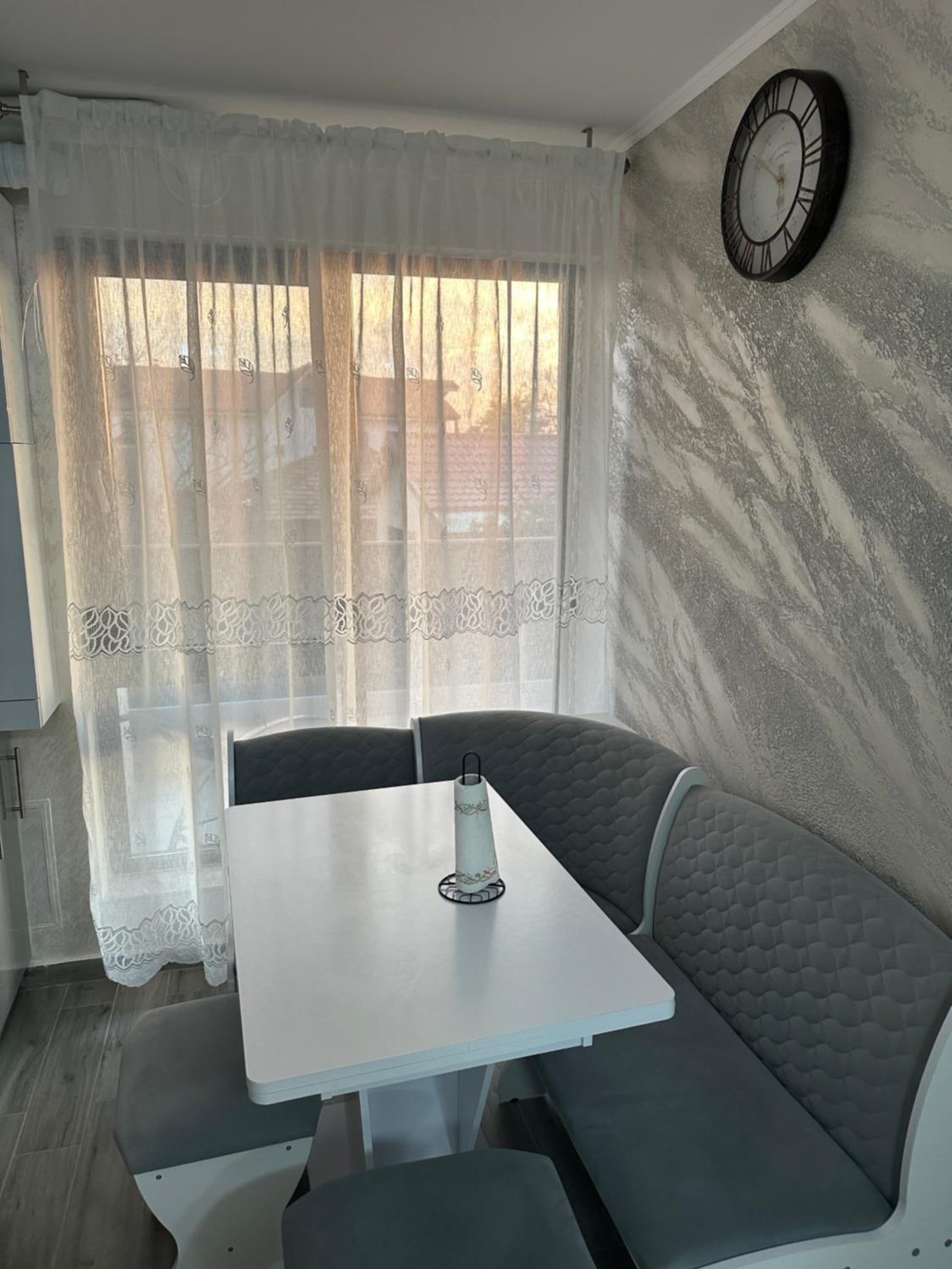 Studio Apartment photo 2