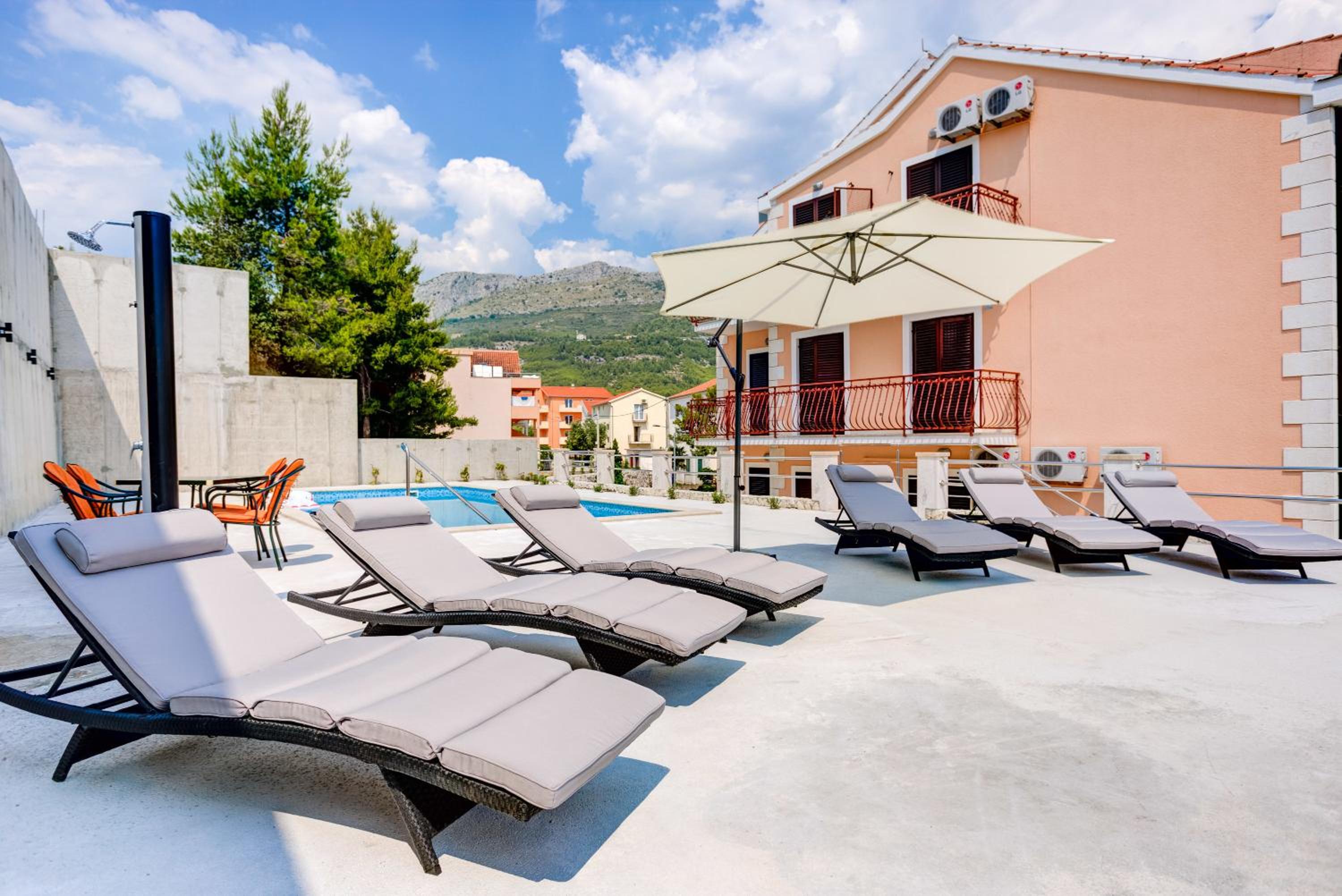 Double Room with Balcony and Sea View photo 3