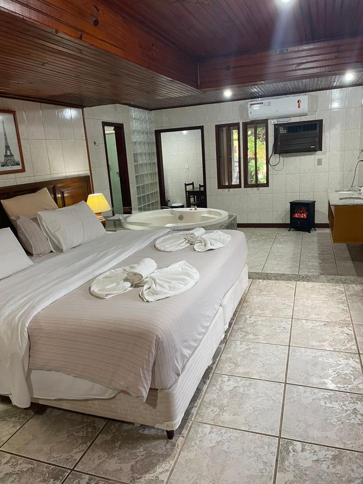 Suite photo 1