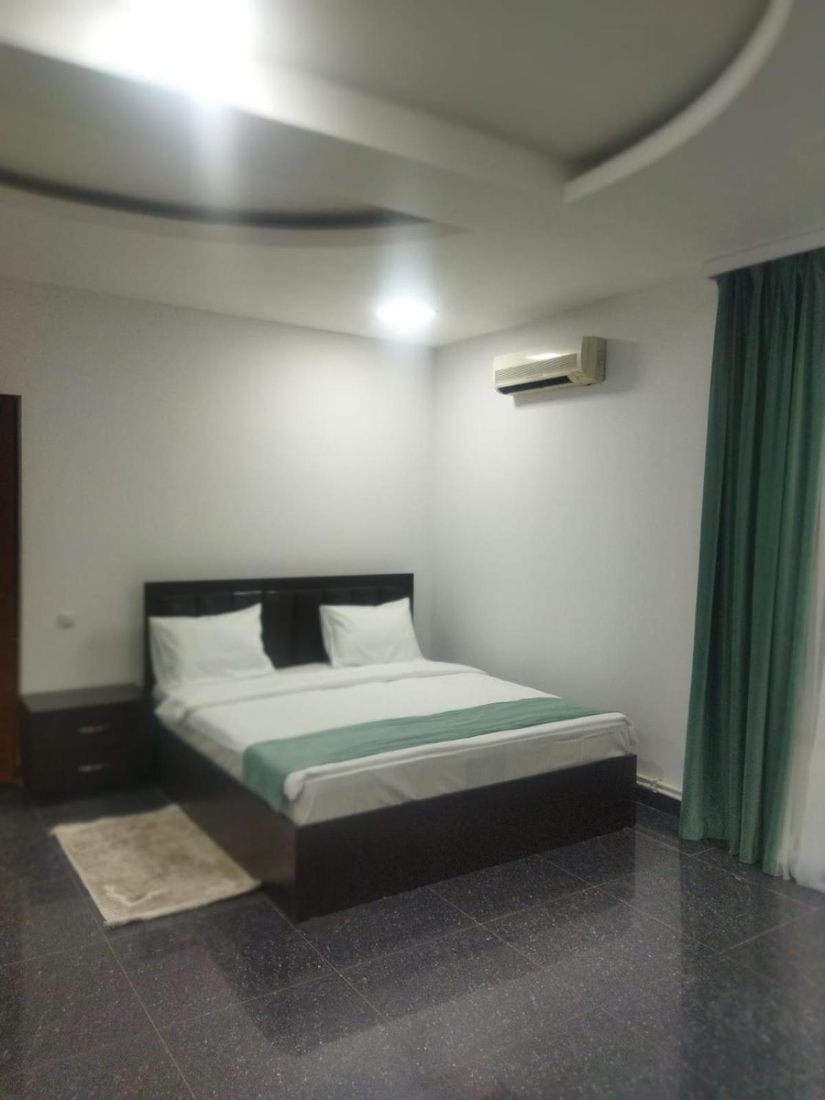 Large Double Room