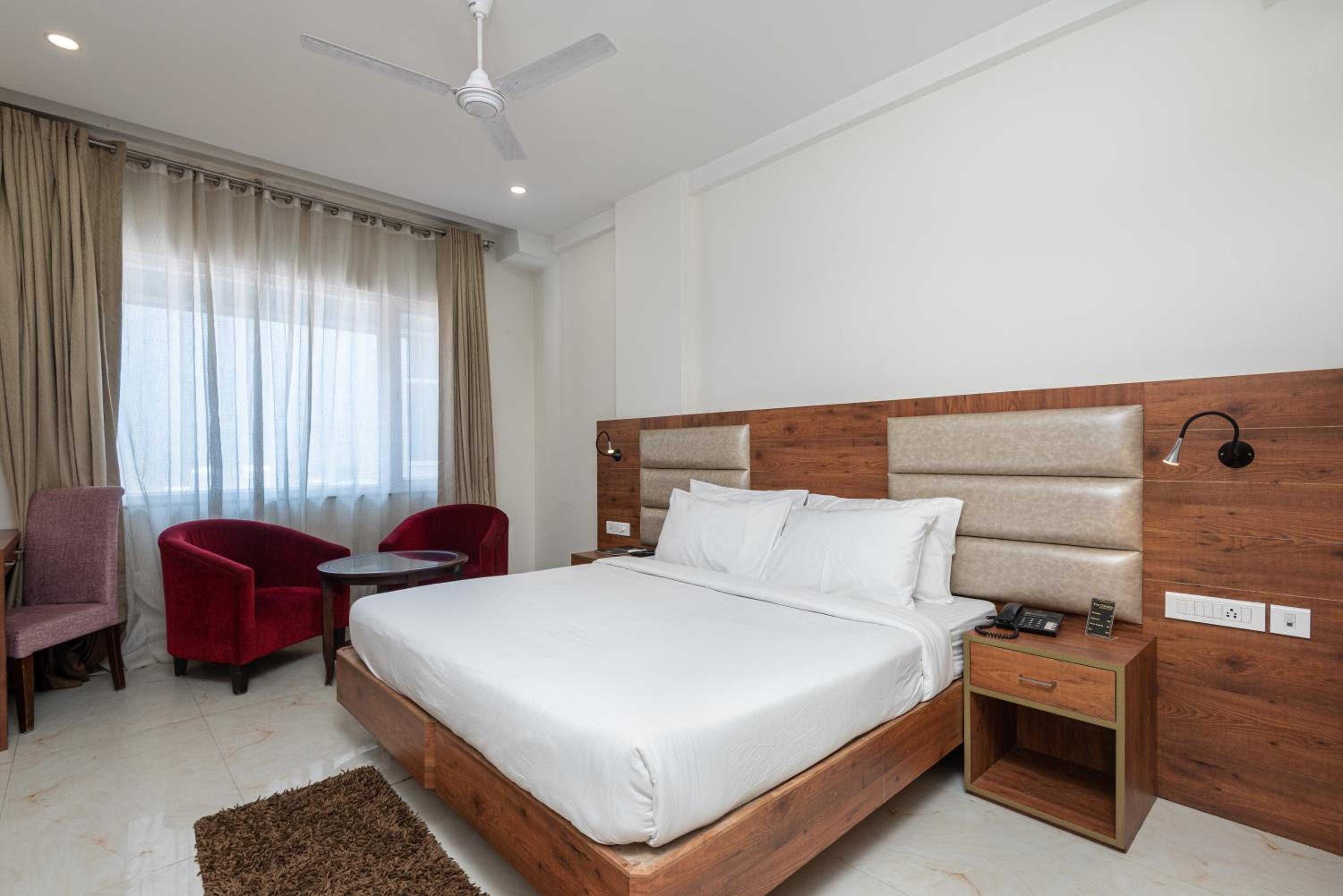 Deluxe King Room