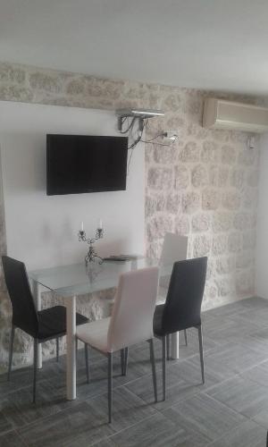 Studio Apartment with Sea View