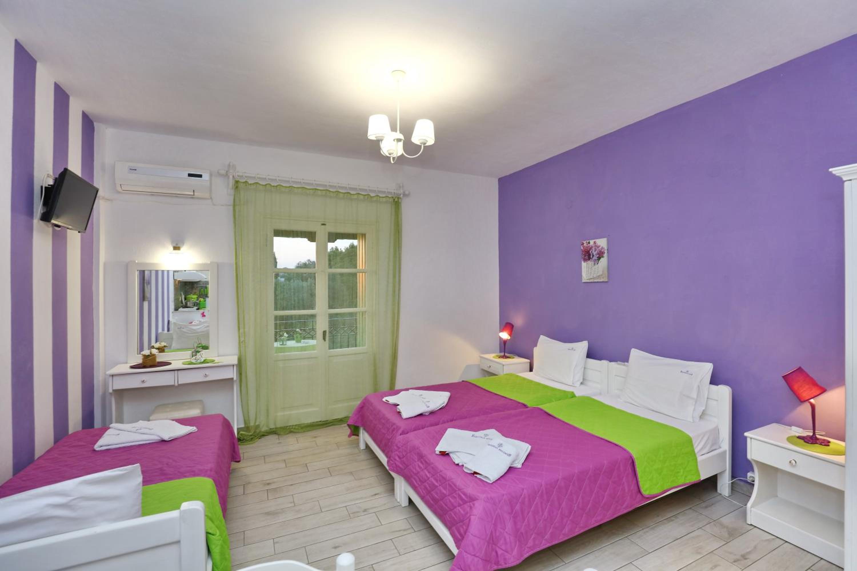 Studio Apartment with Sea View - Photo 5