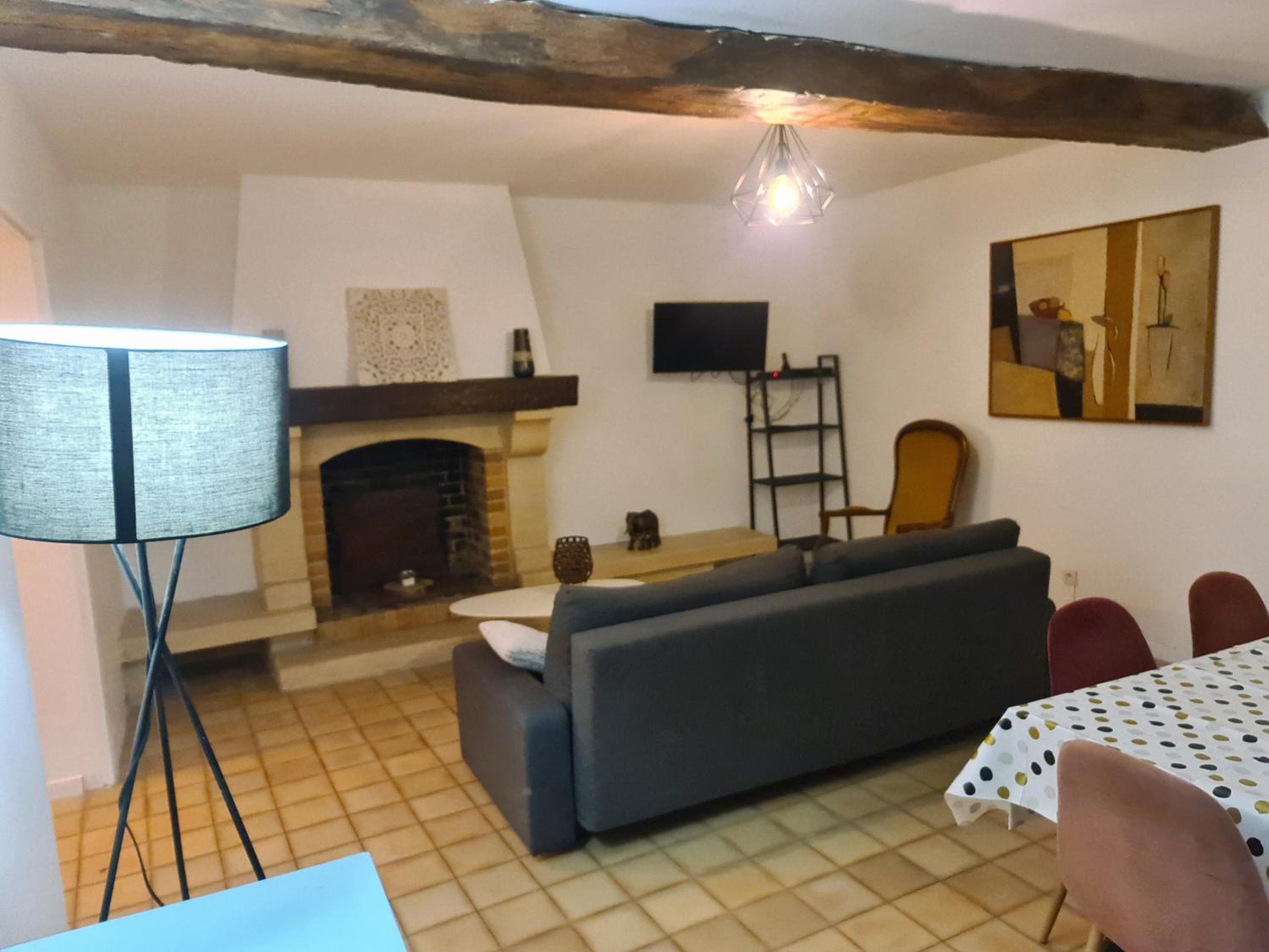 Apartment - Ground Floor - Photo 3