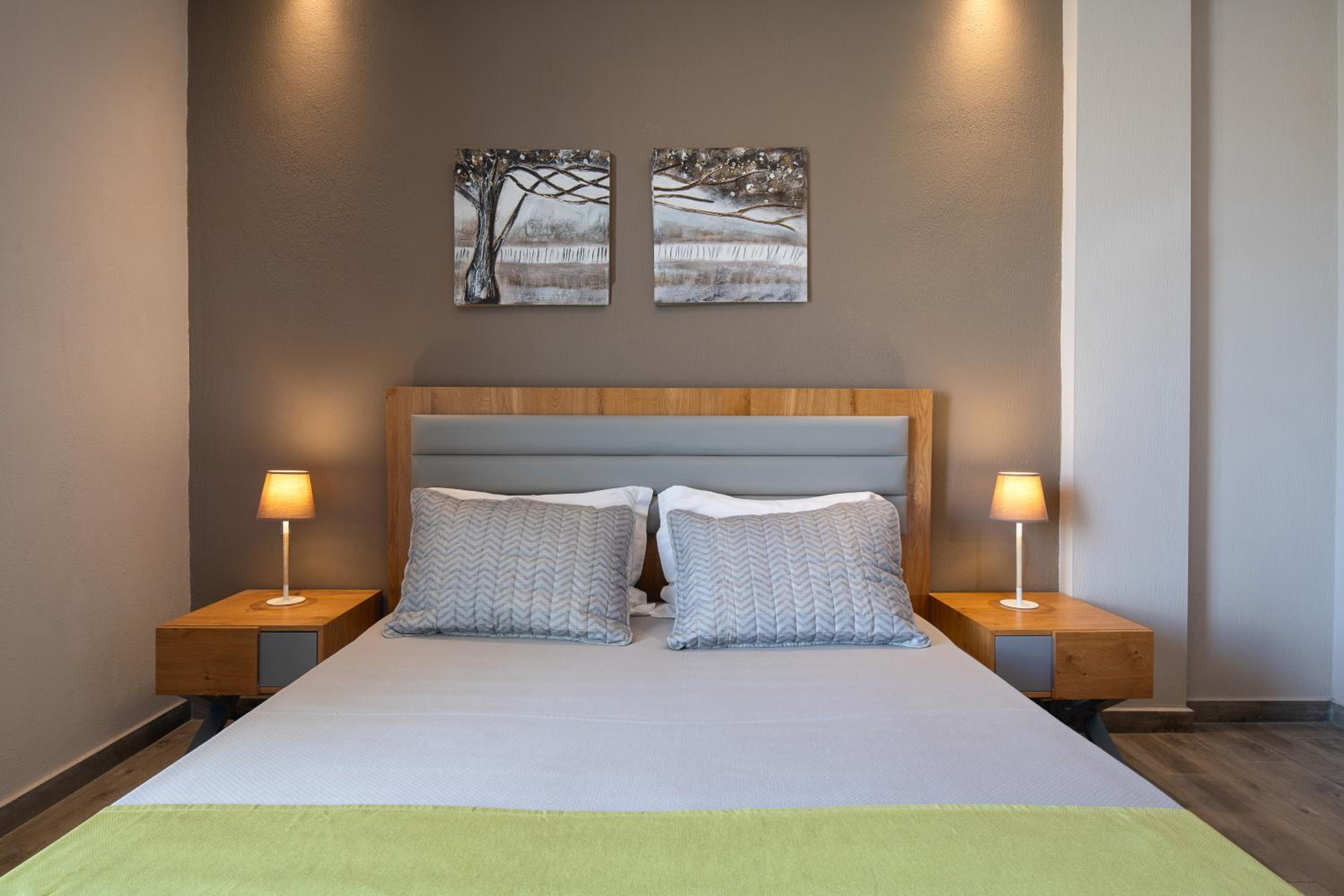 Standard Double Room - Photo 2