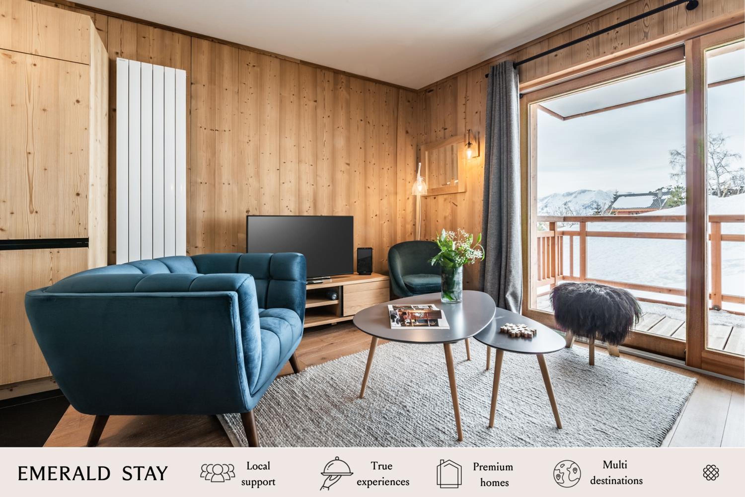 Deluxe Apartment