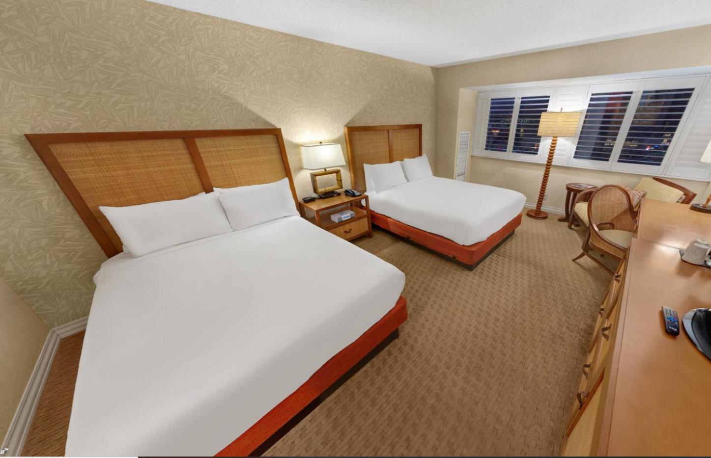 Queen Room with Two Queen Beds with City View  photo 1