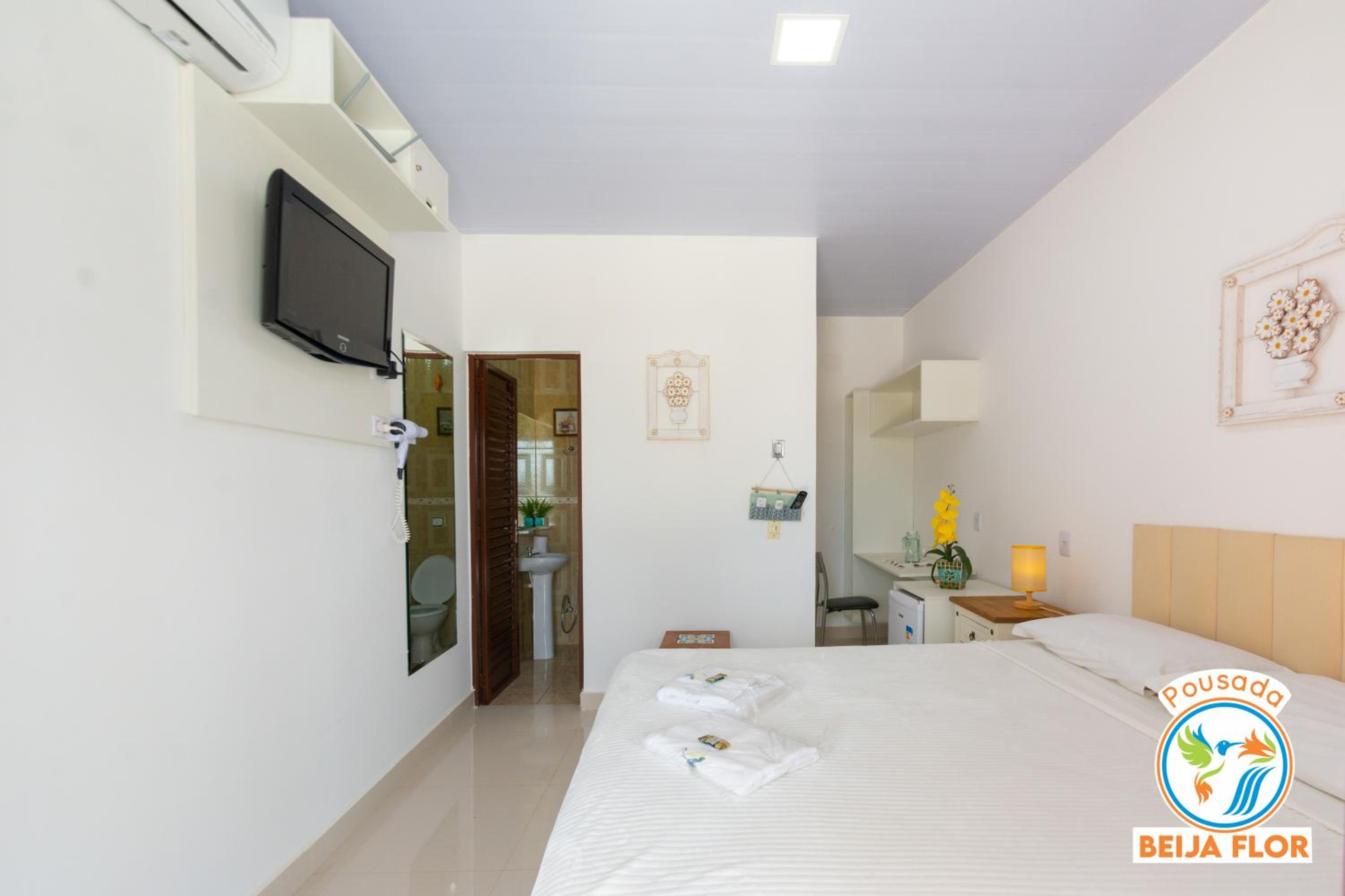 Apartment with Balcony photo 3