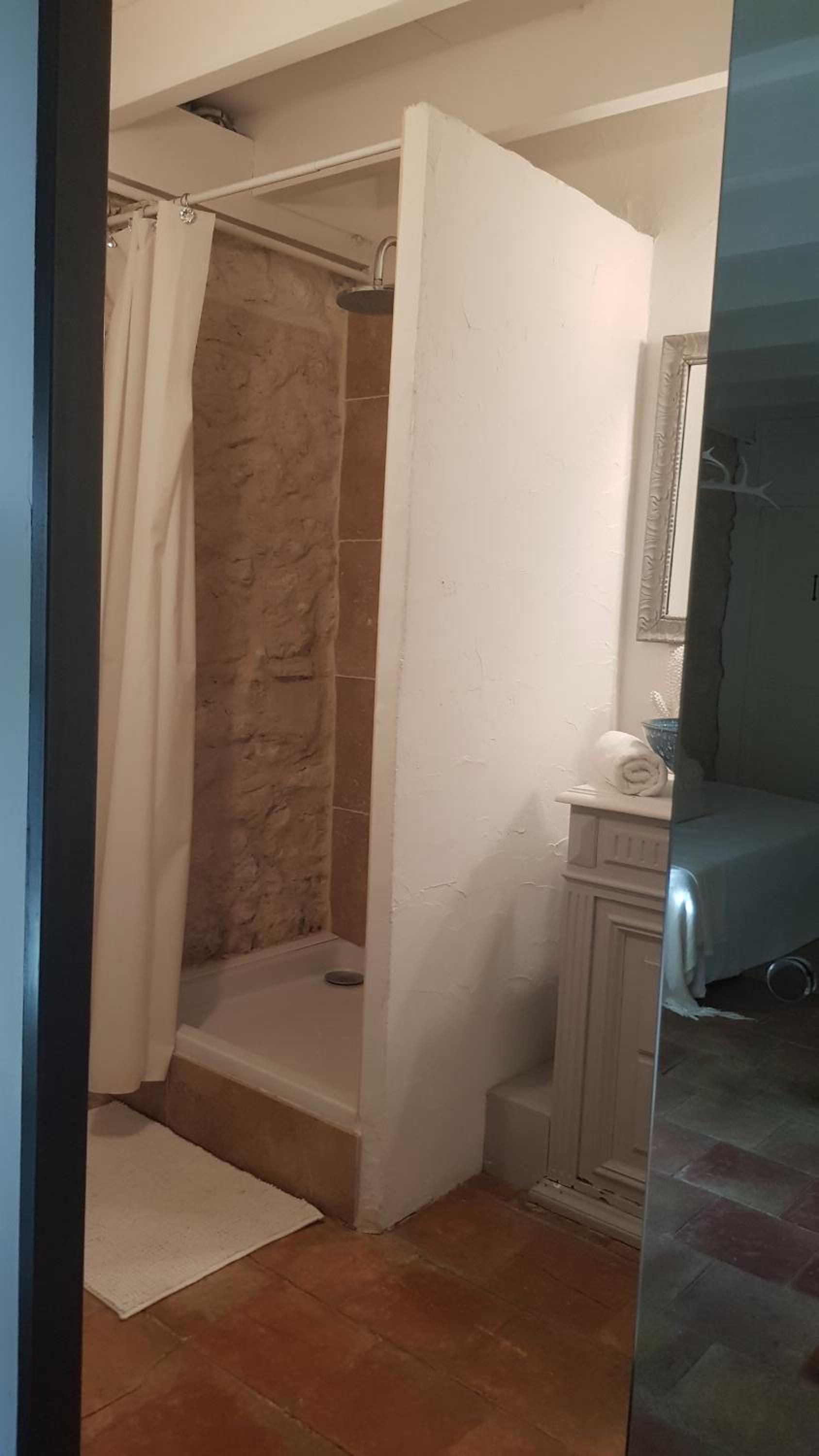 Triple Room - Photo 6