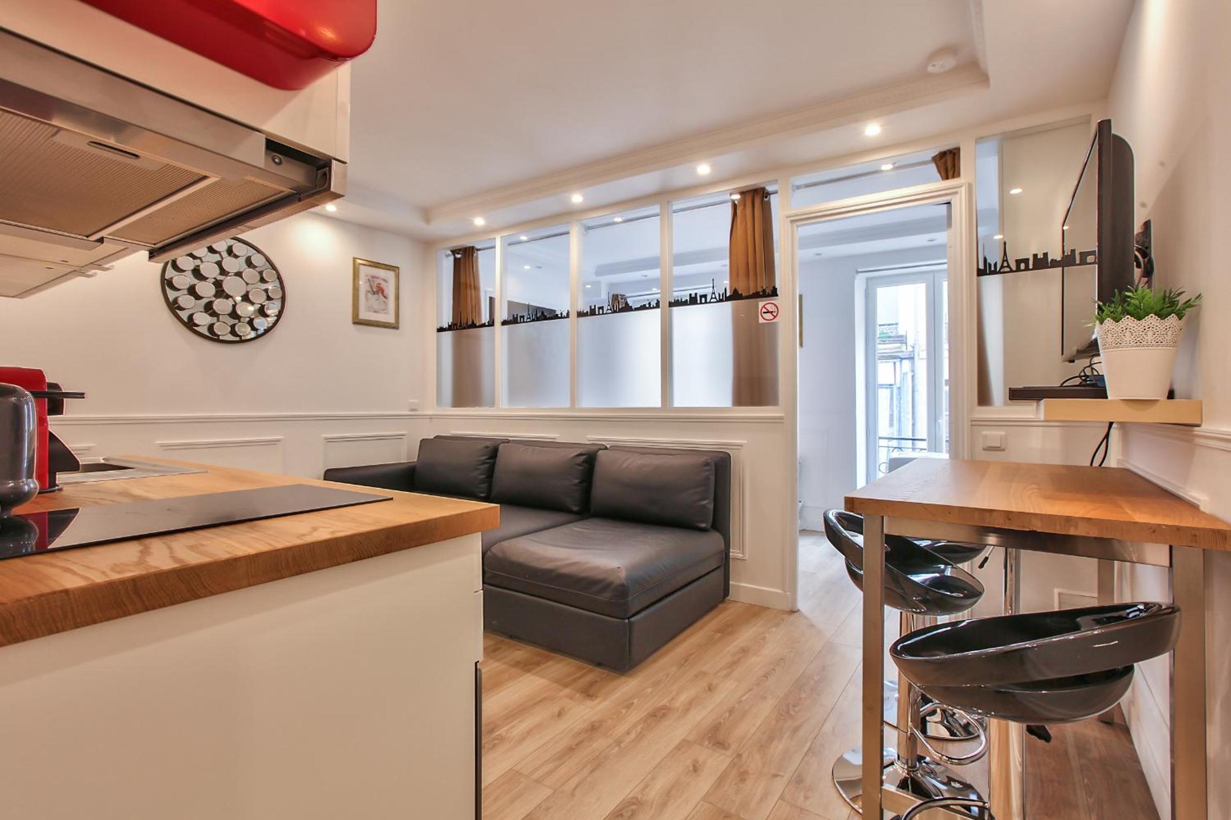 Apartment photo 1