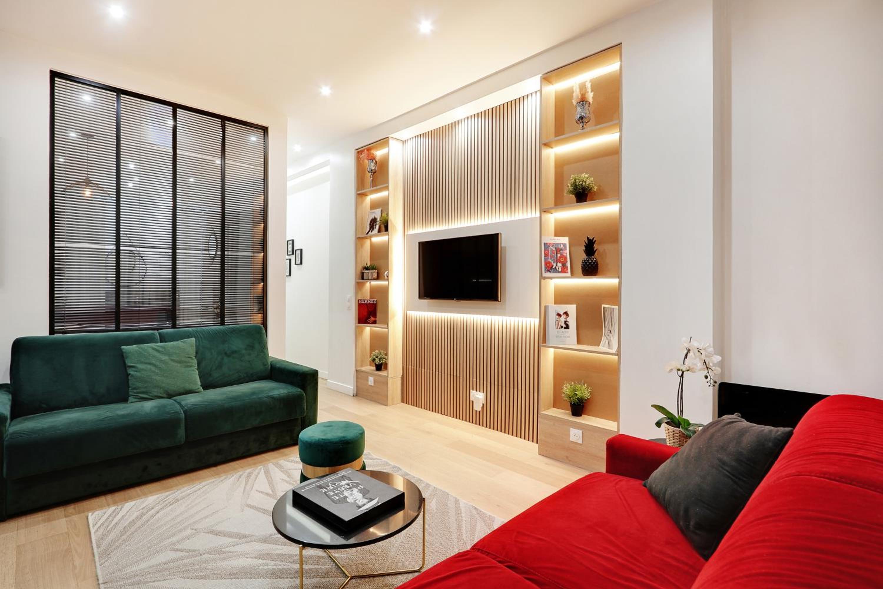 Apartment photo 2