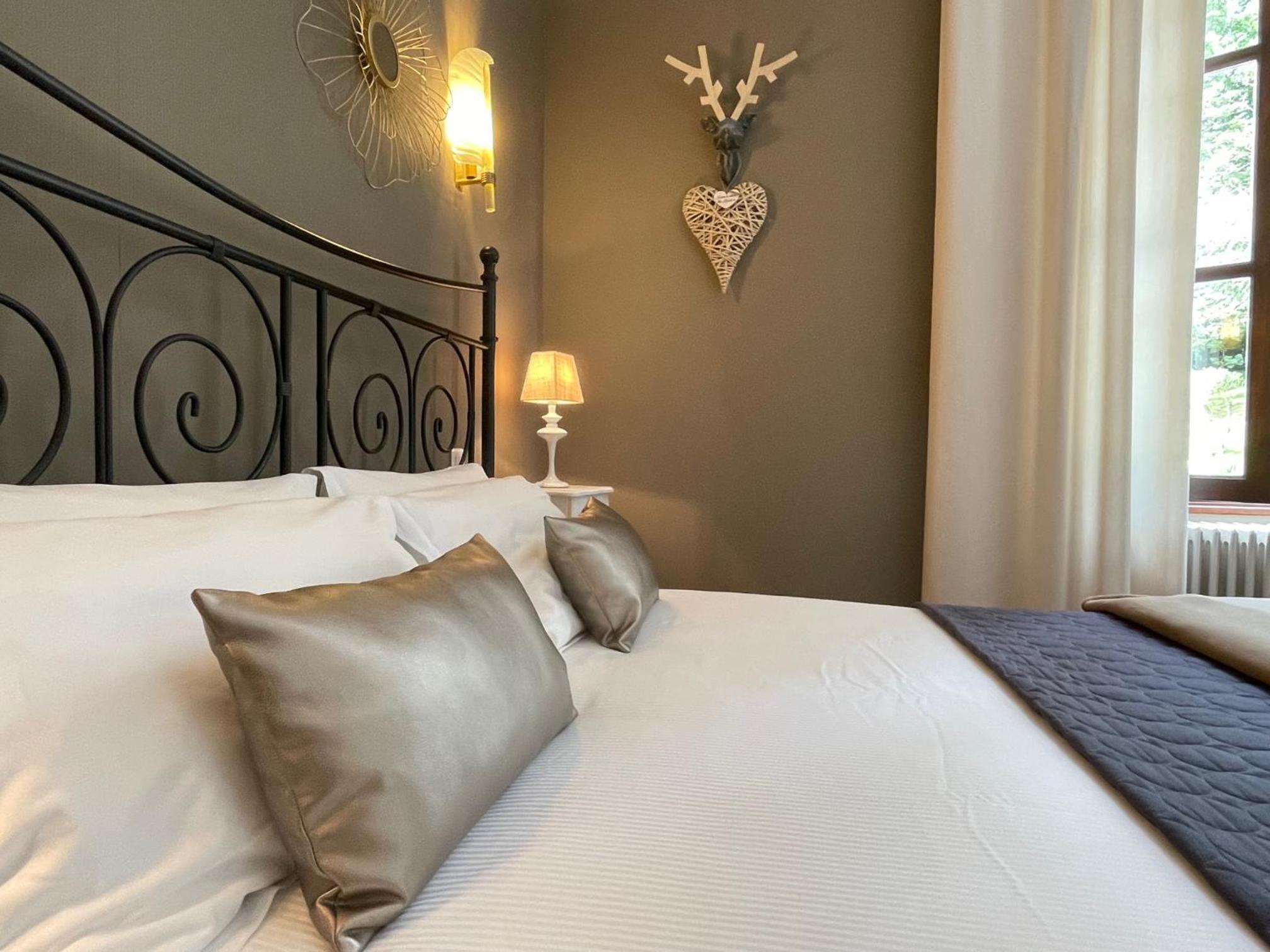 Double Room - Photo 2