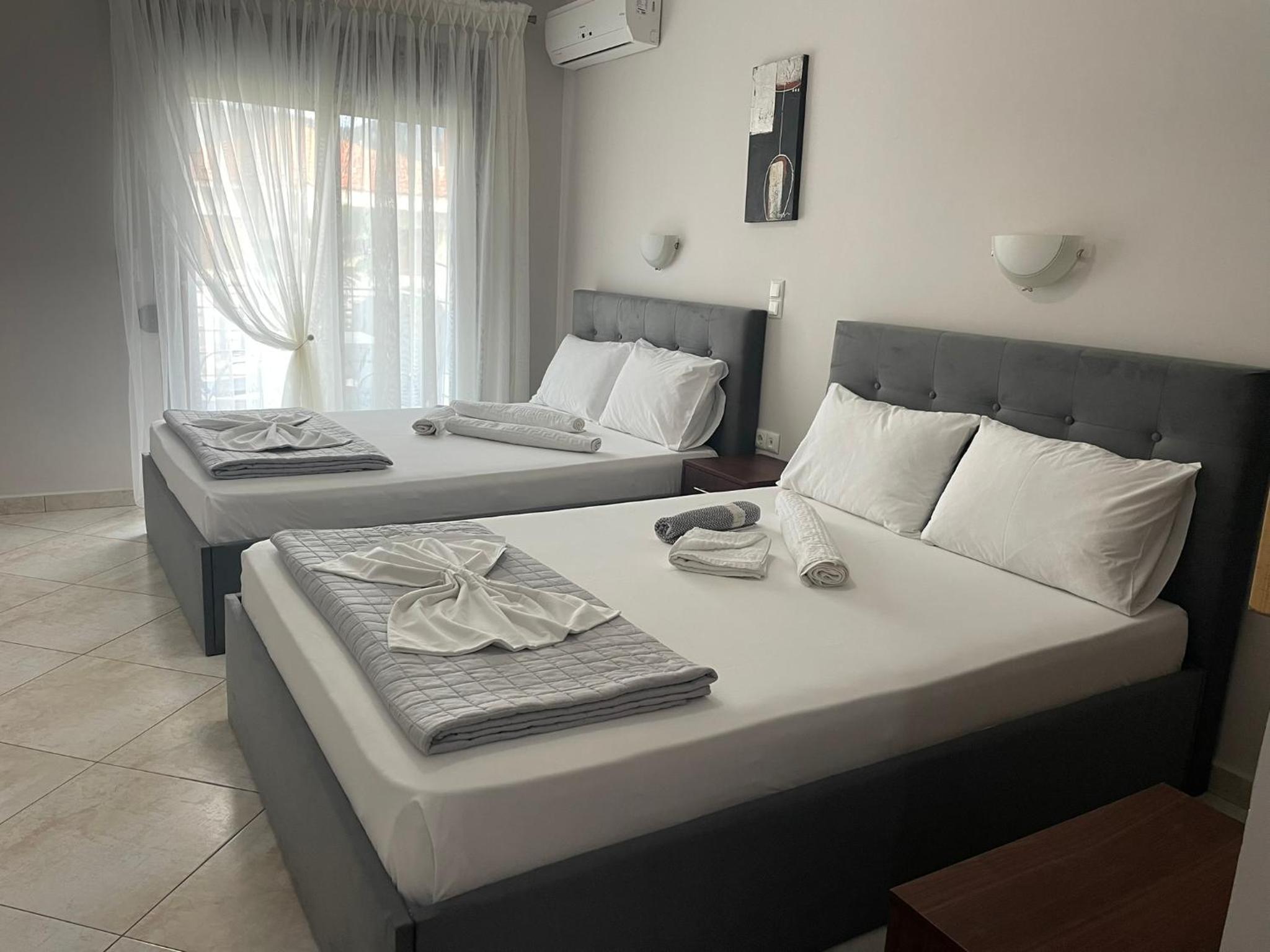 Quadruple Room with Balcony photo 1