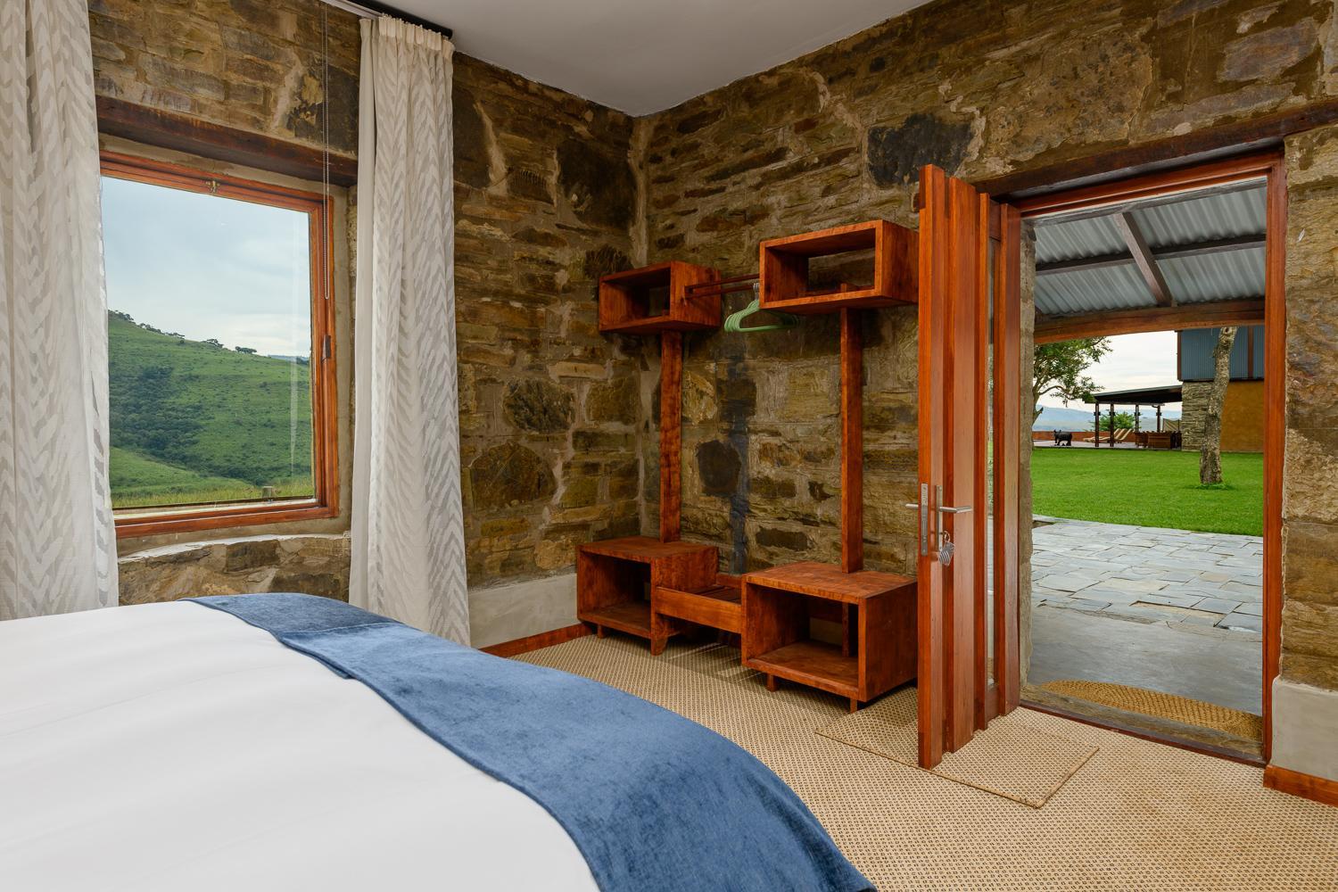 King Suite with Pool View photo 2