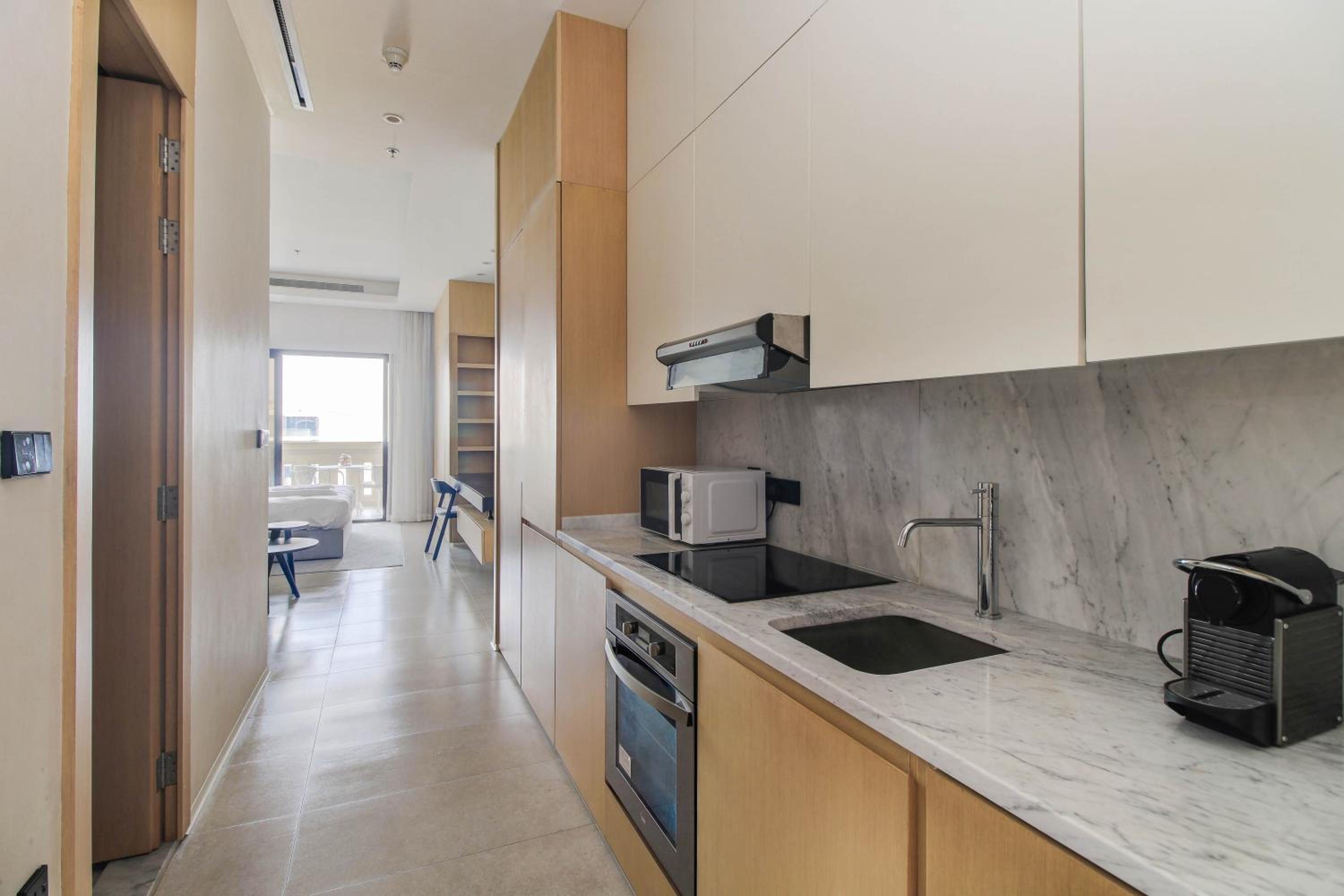 Studio Apartment