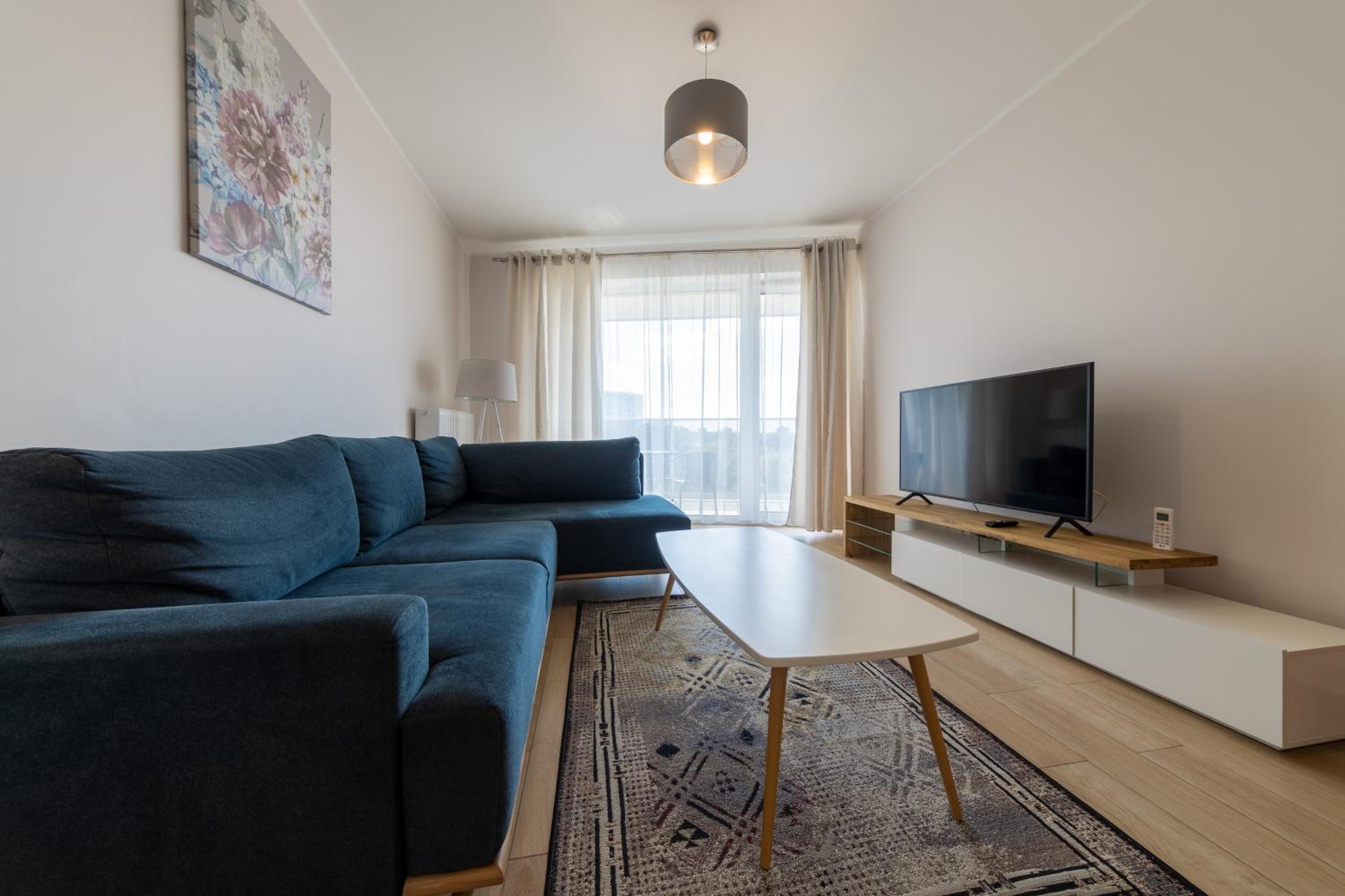 Apartment with Balcony photo 1