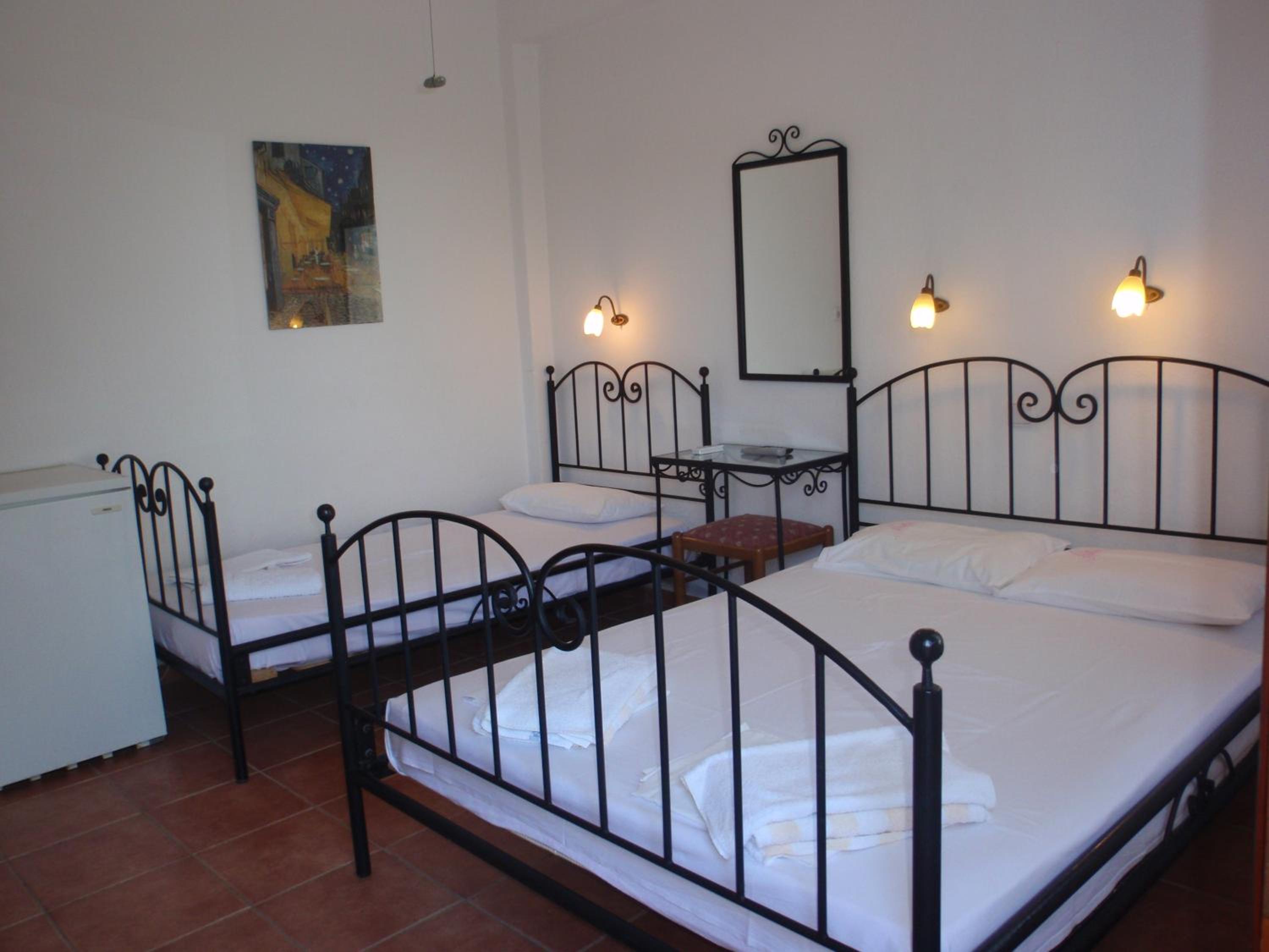 Triple Room with Bathroom