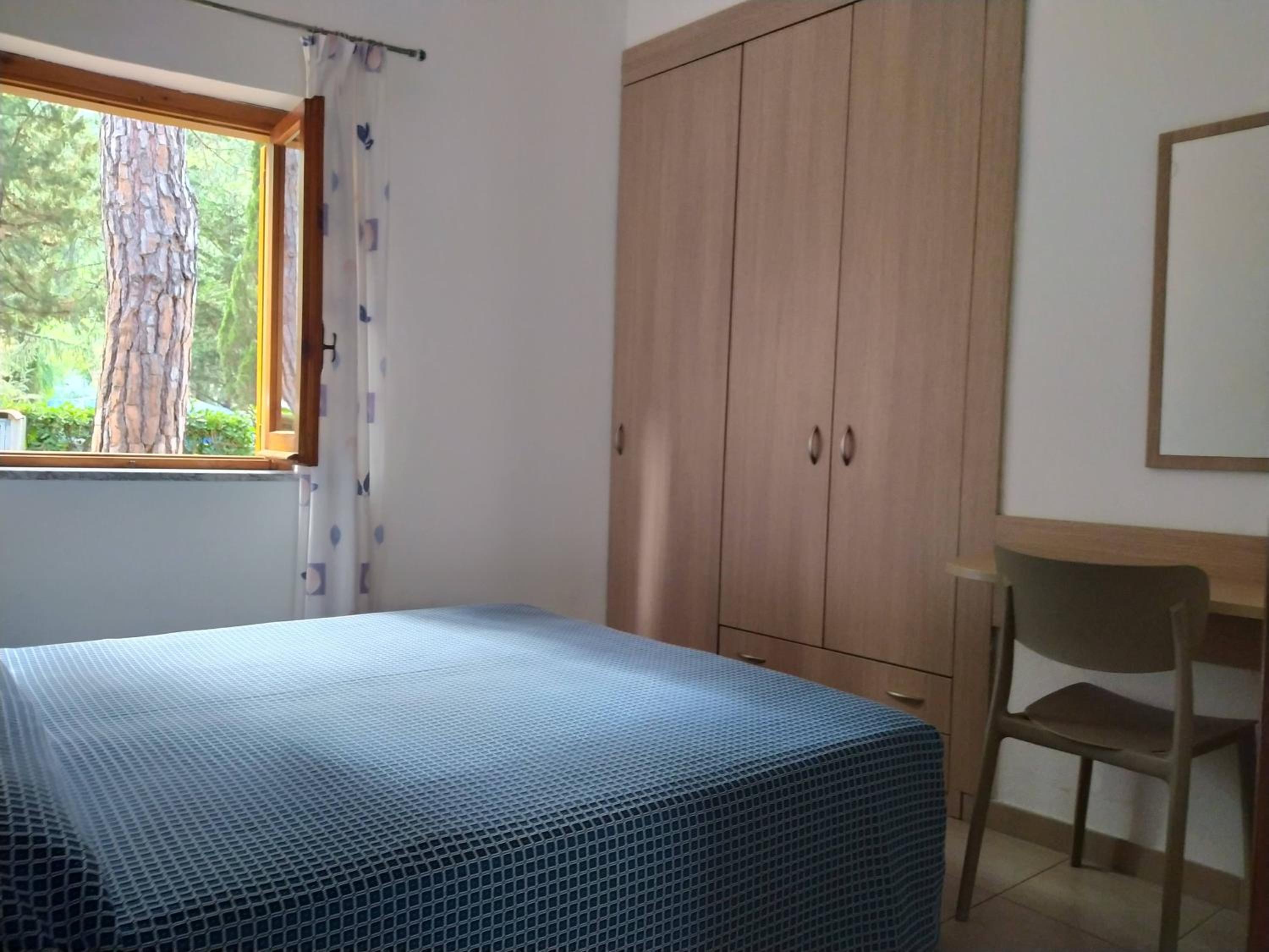 Two-Bedroom Apartment (5 Adults)