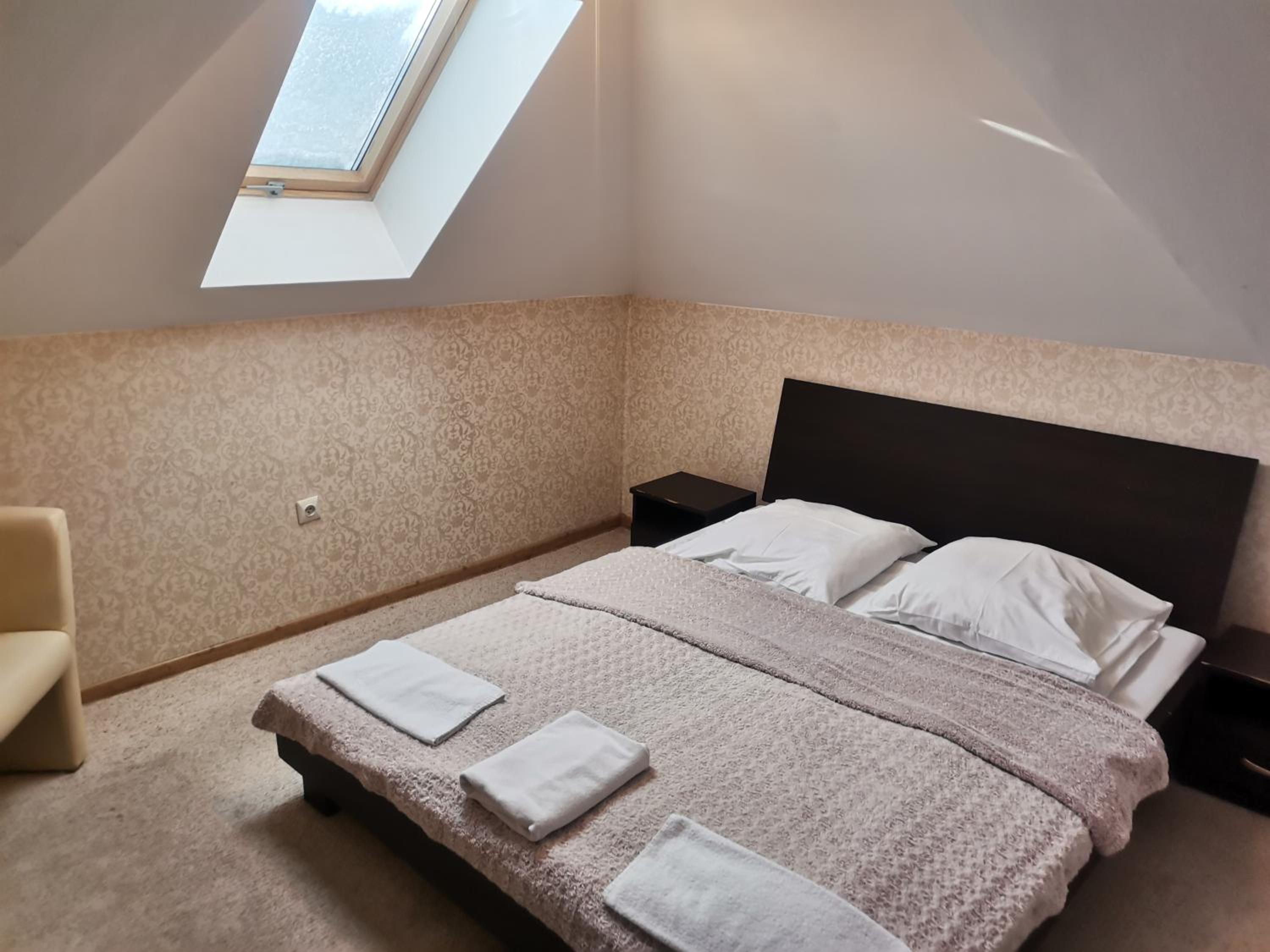 Large Single Room photo 1
