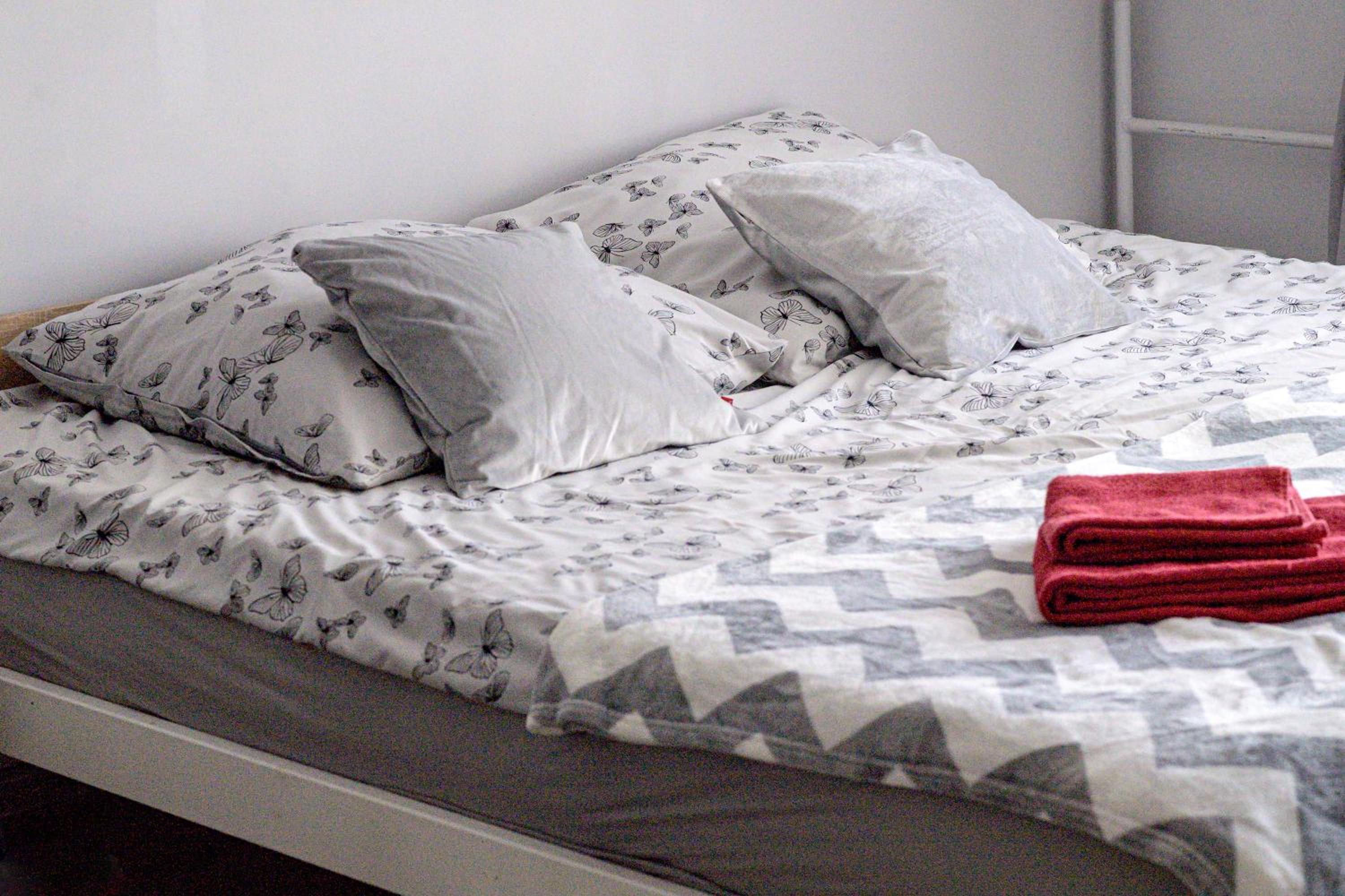 Small Double Room - Photo 7