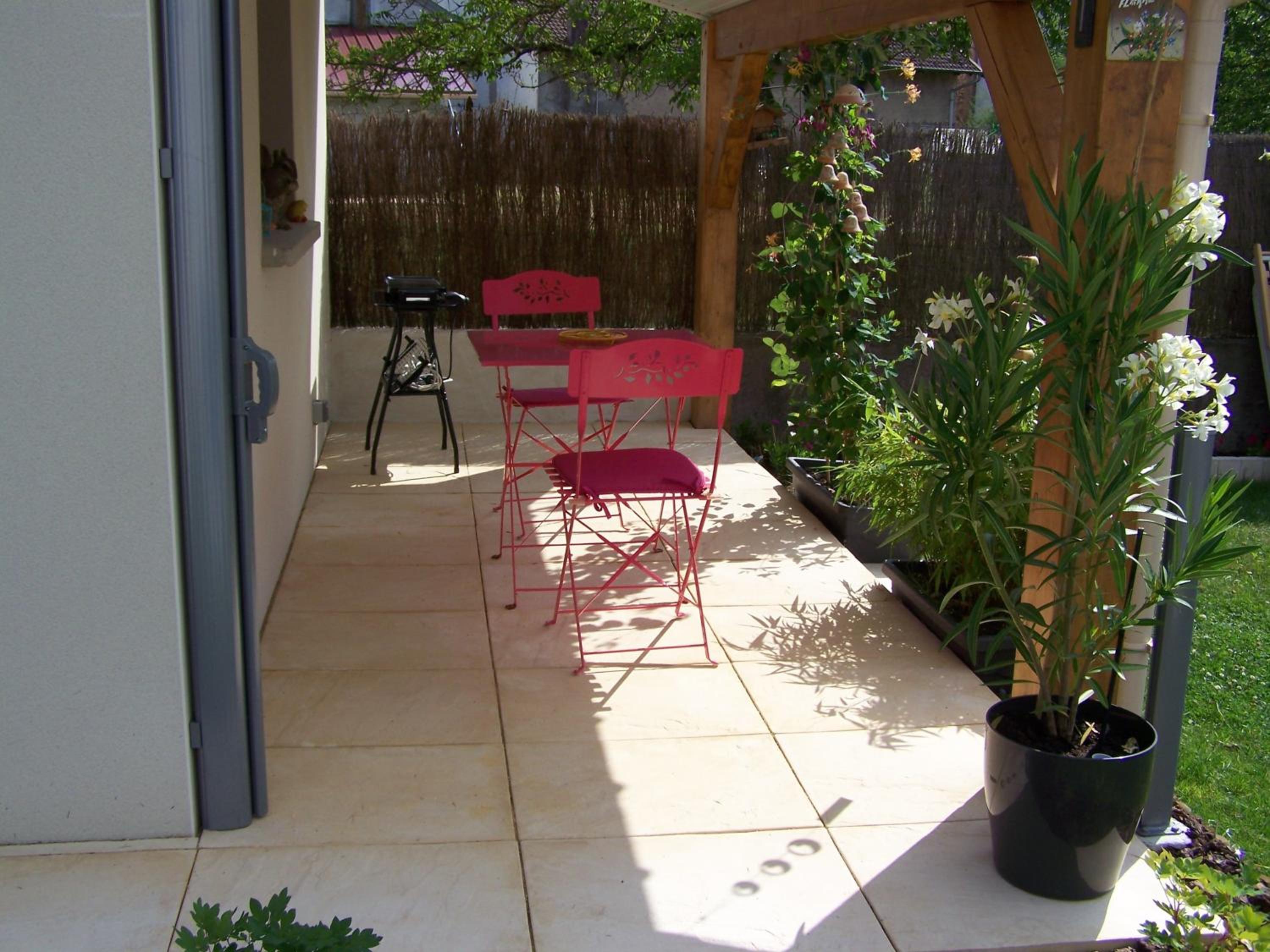 One-Bedroom House photo 2