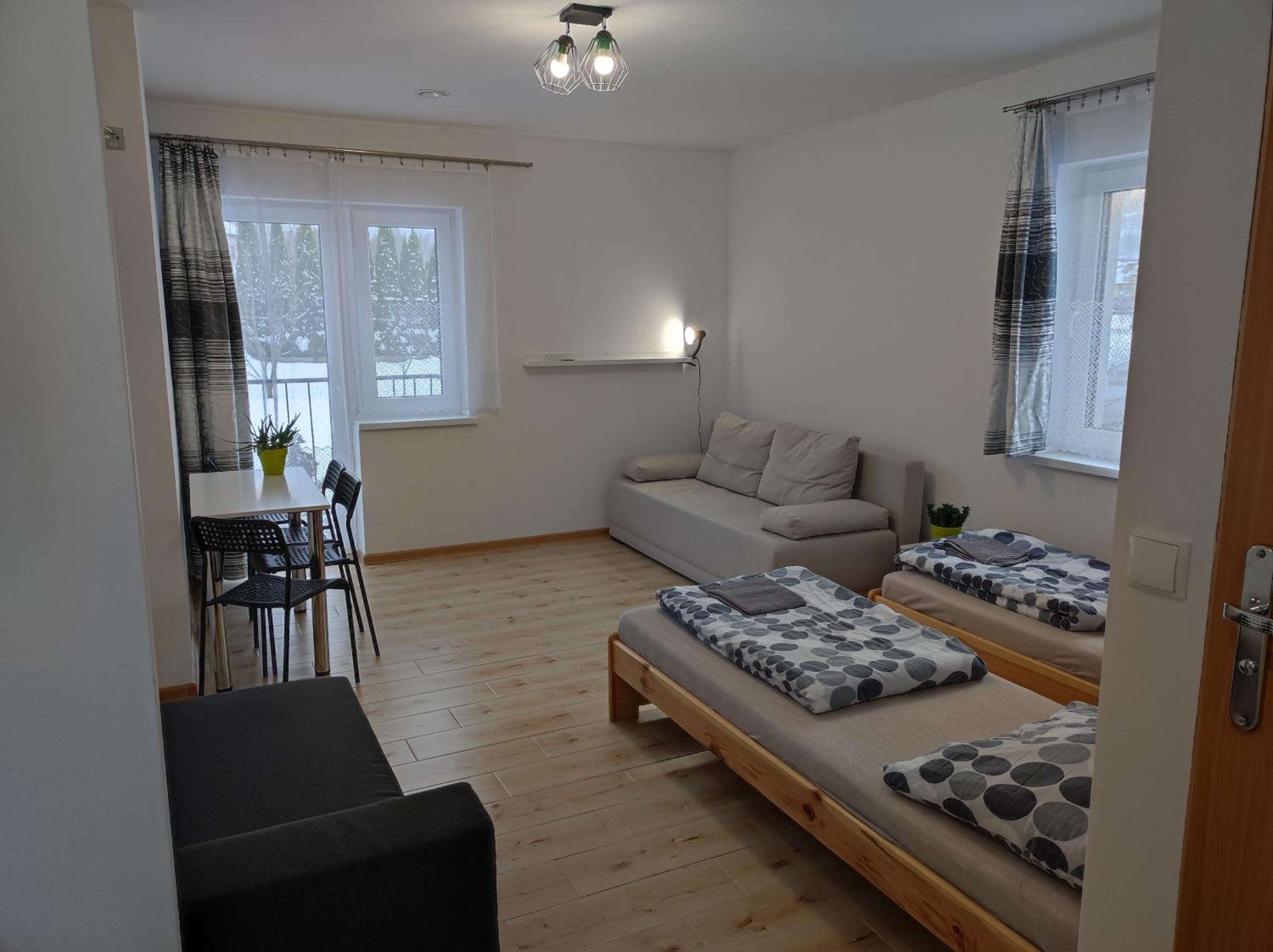 One-Bedroom Apartment photo 1