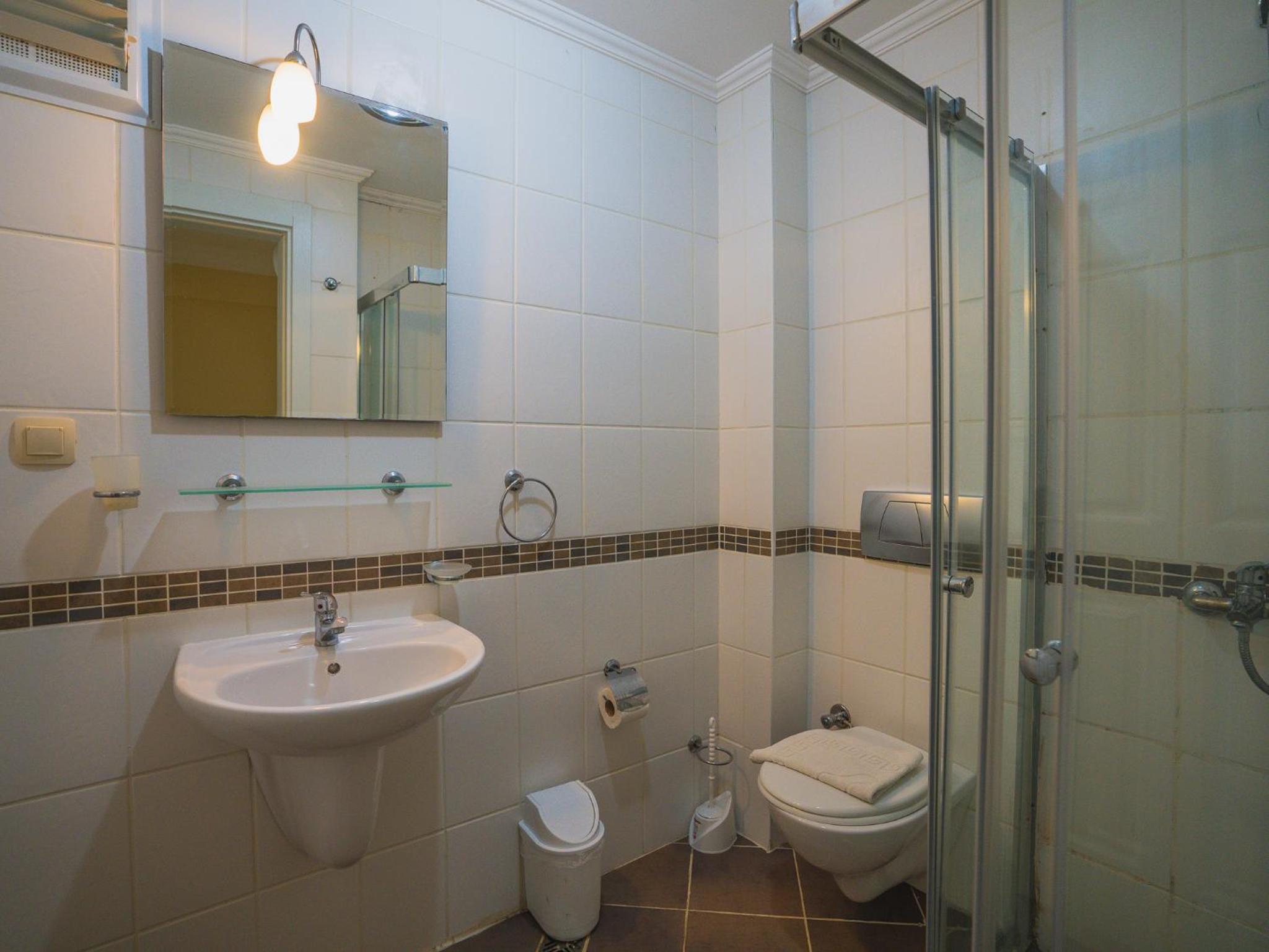 One-Bedroom Apartment - Photo 39
