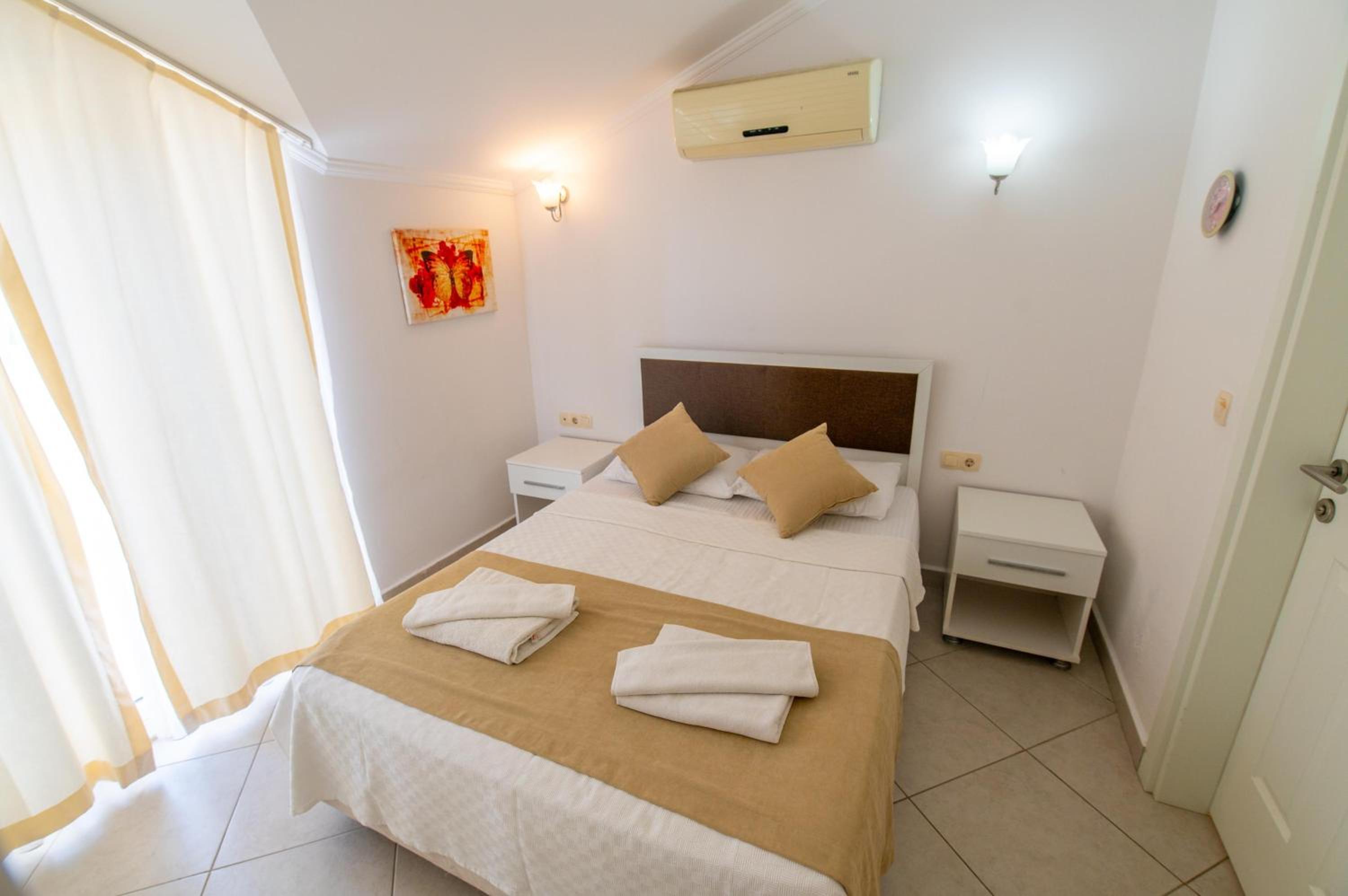 Two-Bedroom Apartment - Photo 13