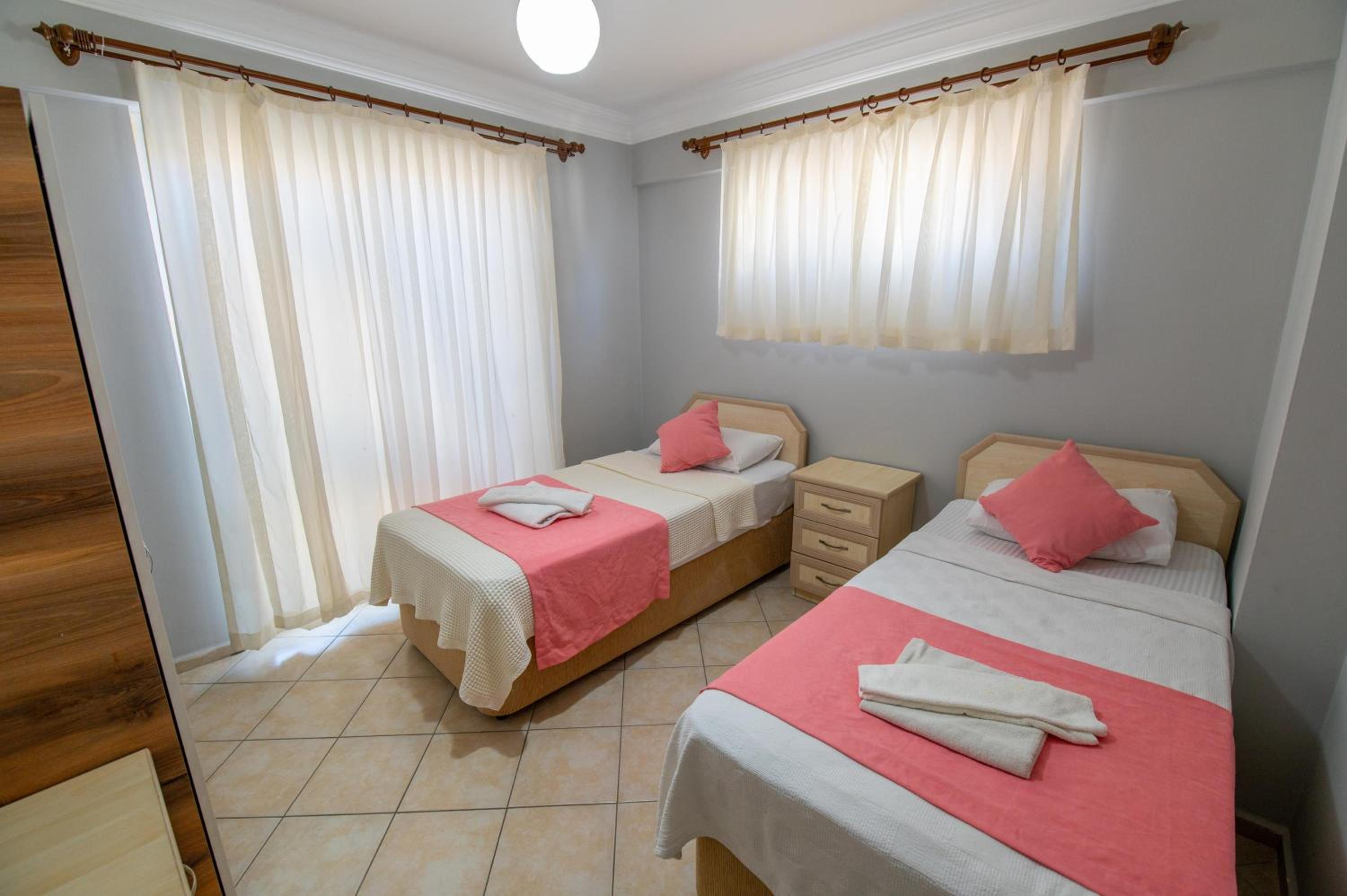 Two-Bedroom Apartment - Photo 18
