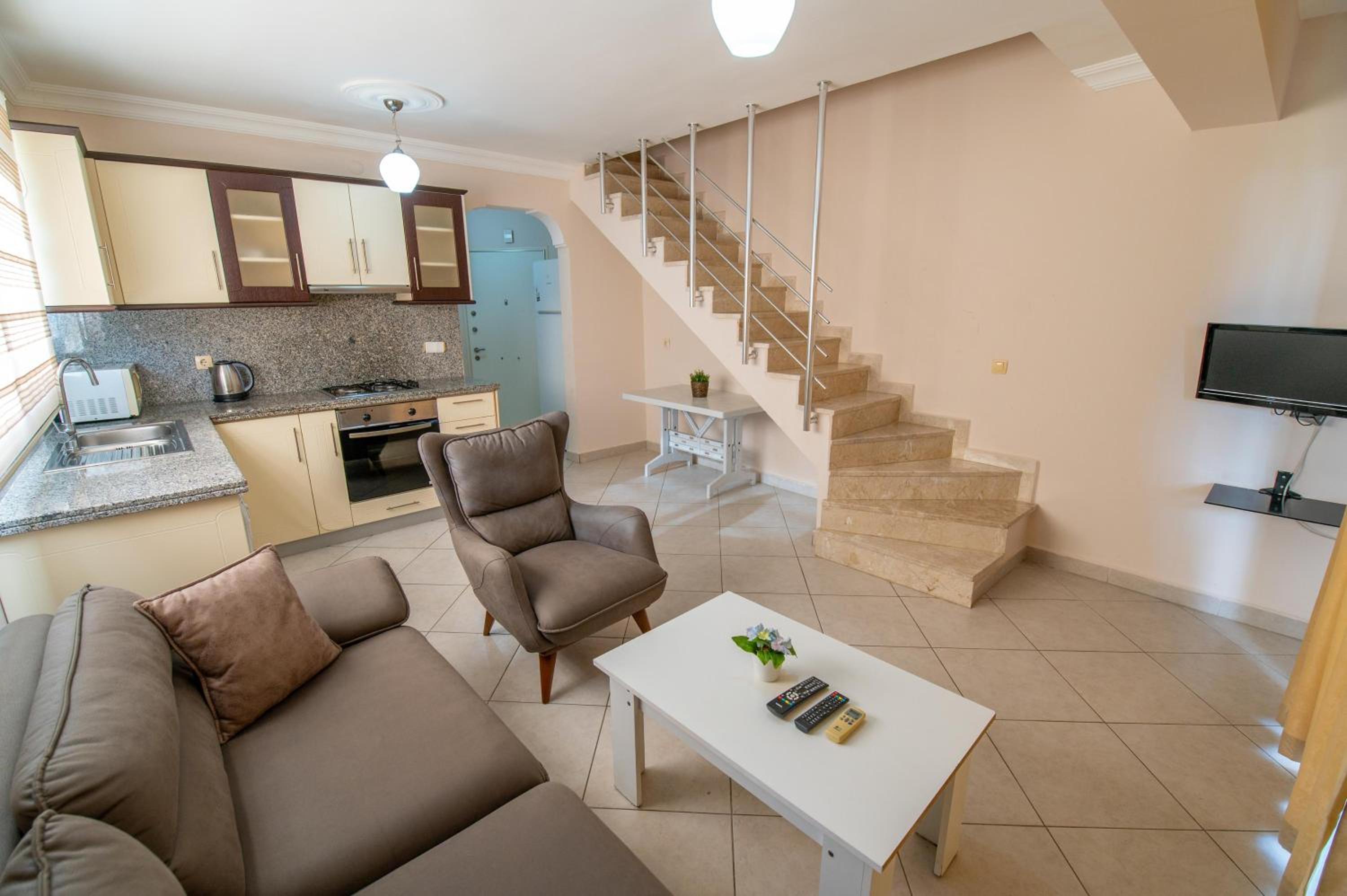 Two-Bedroom Apartment - Photo 2