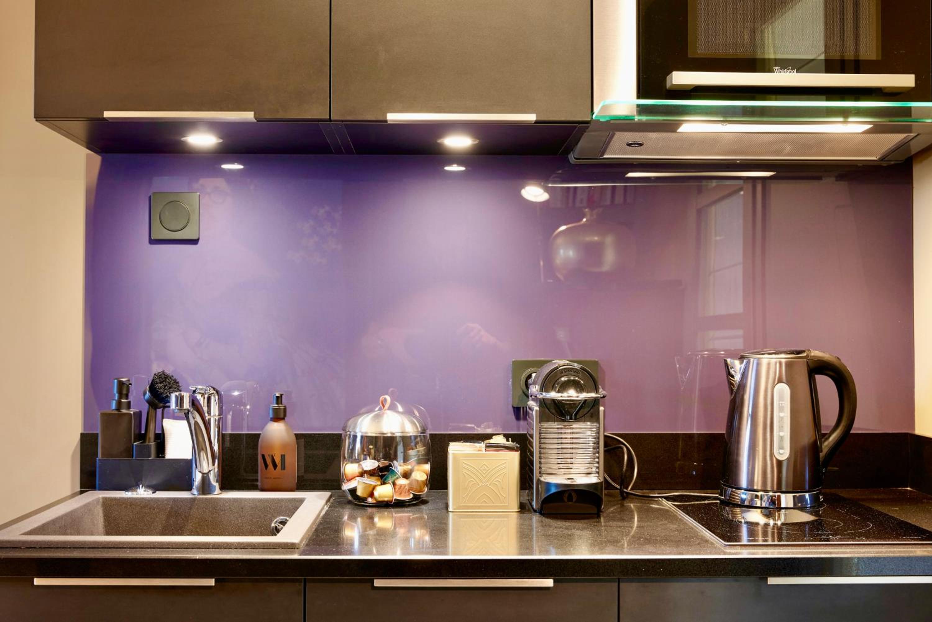 Studio Apartment - Photo 8