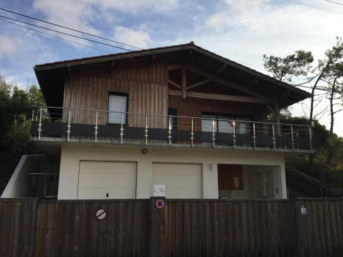 Villa photo 2