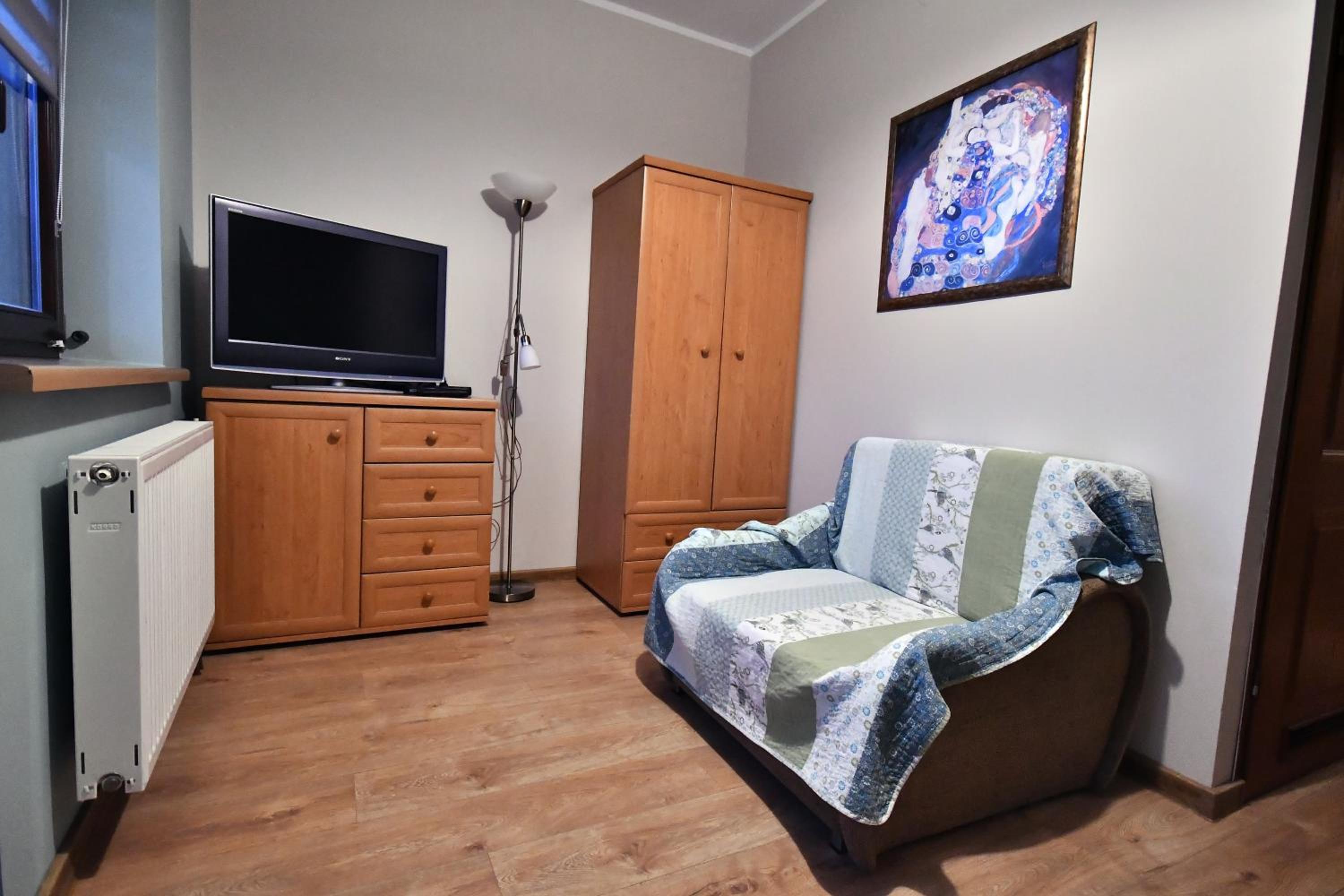 Luxury Two-Bedroom Apartment photo 2
