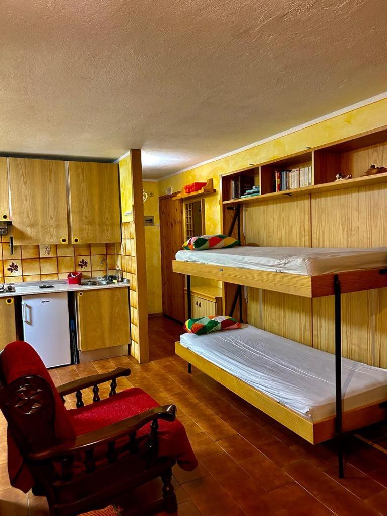 Apartment with Lake View photo 3