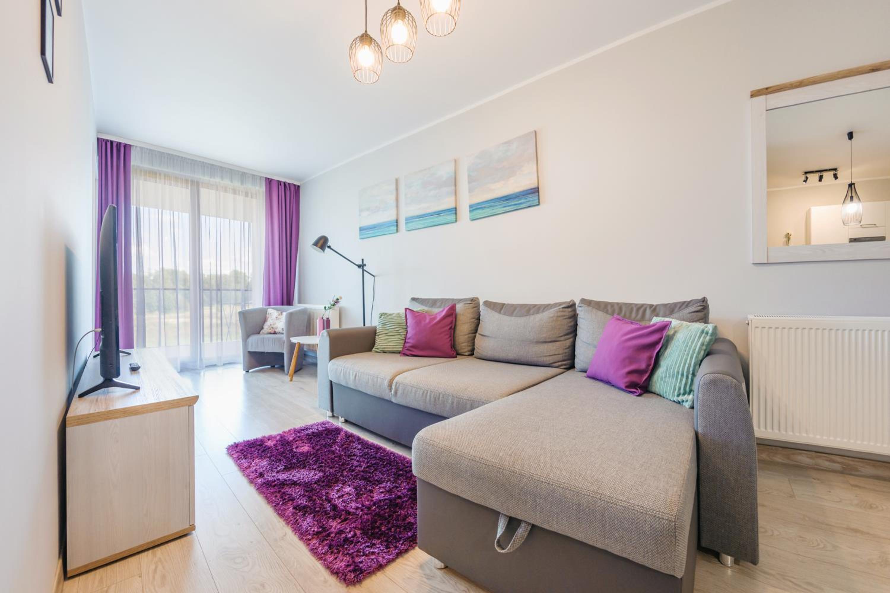 One-Bedroom Apartment