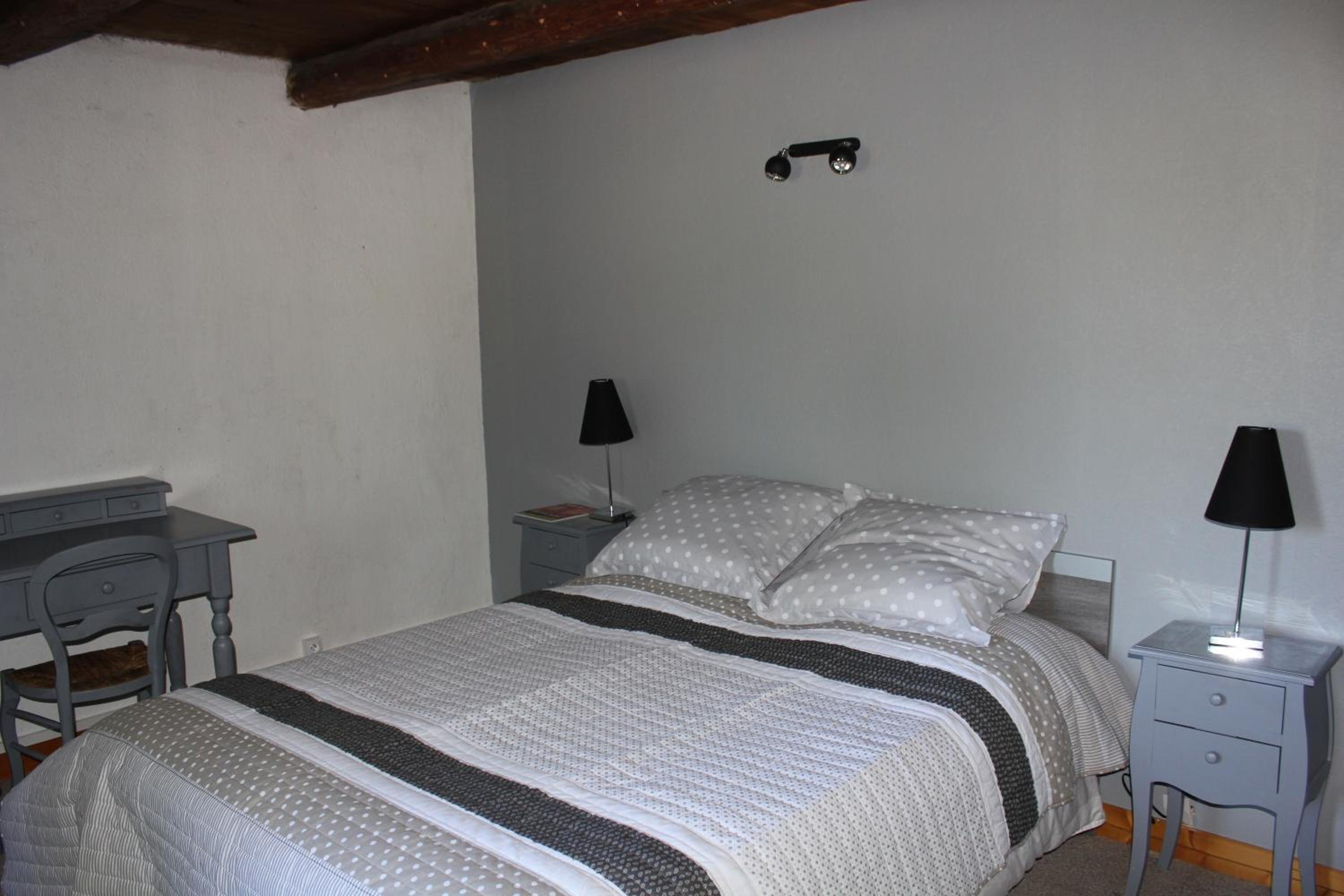 Two-Bedroom House photo 2