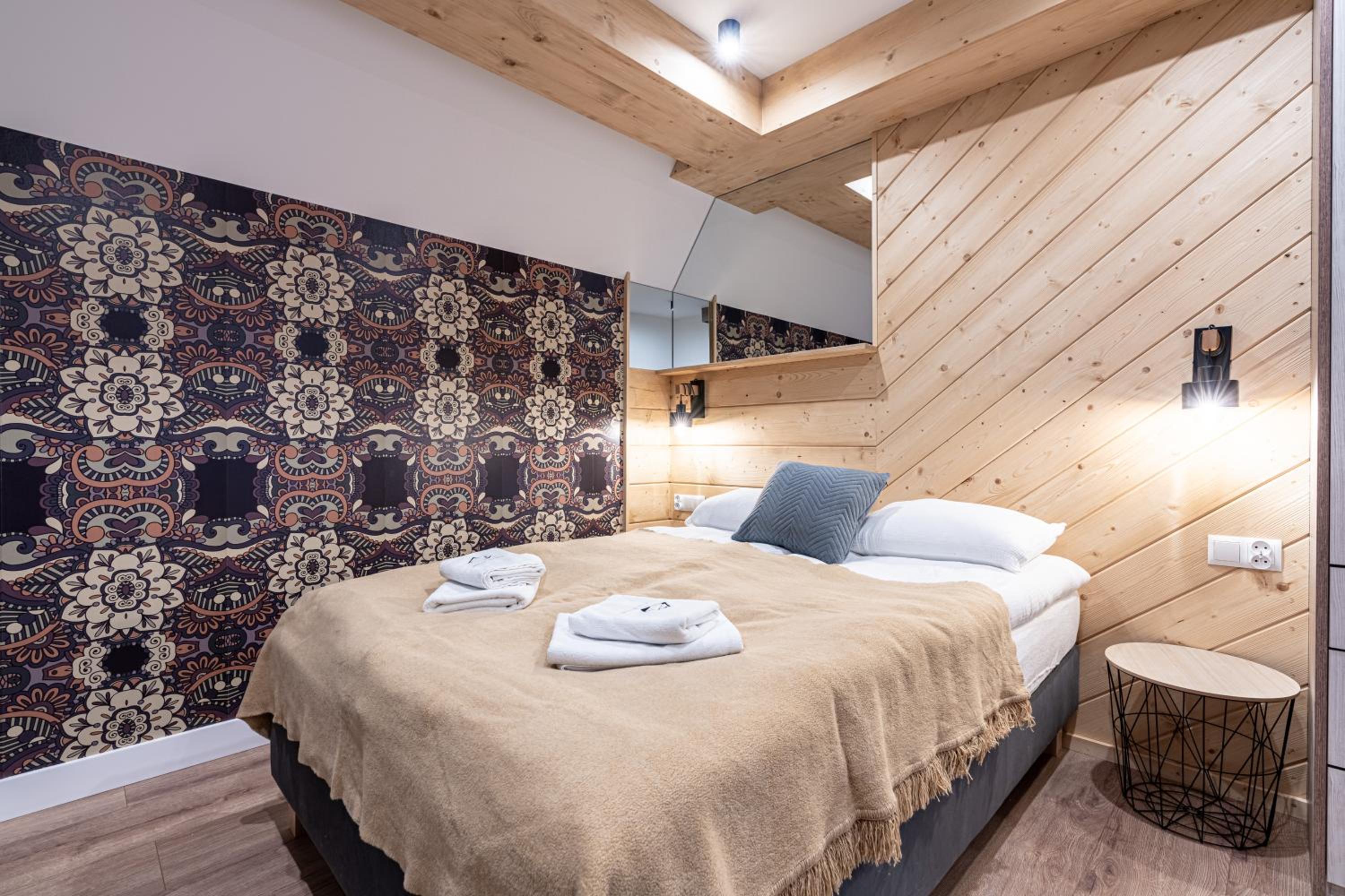 Deluxe Apartment with 2 bedrooms and balcony