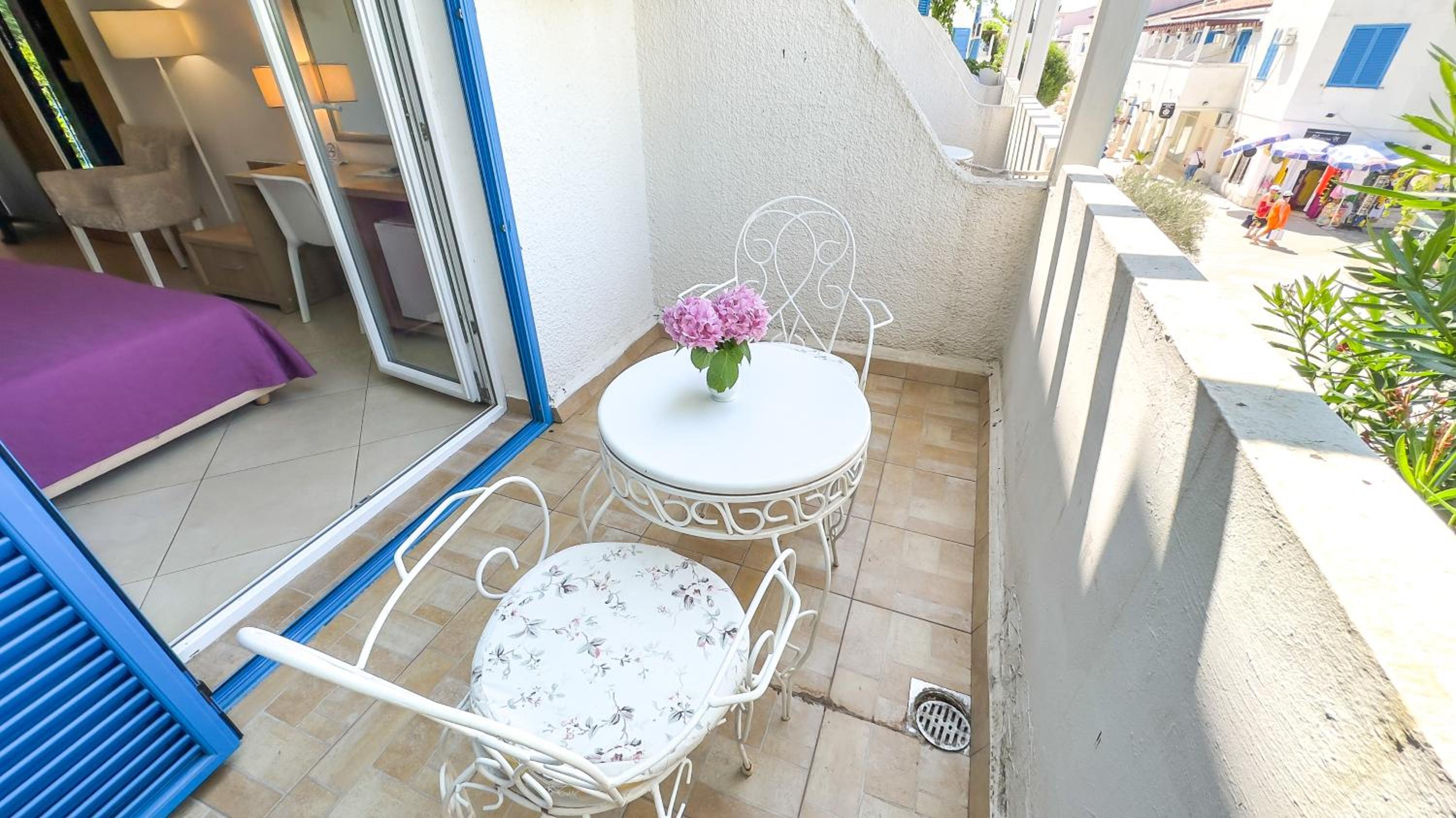Double or Twin Room, photo 7